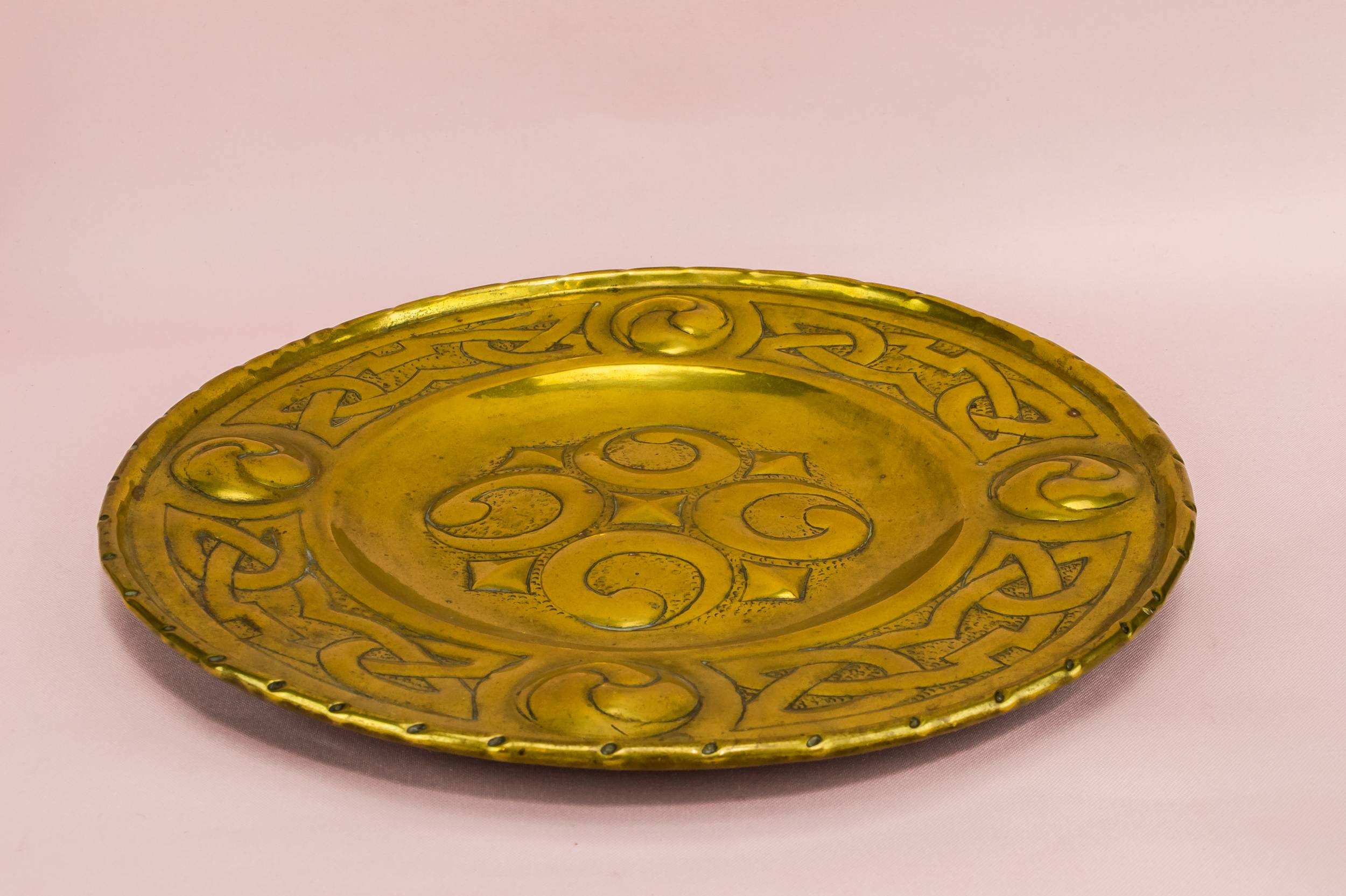 Elegant Antique Scrolls — Arts & Crafts brass tray 2