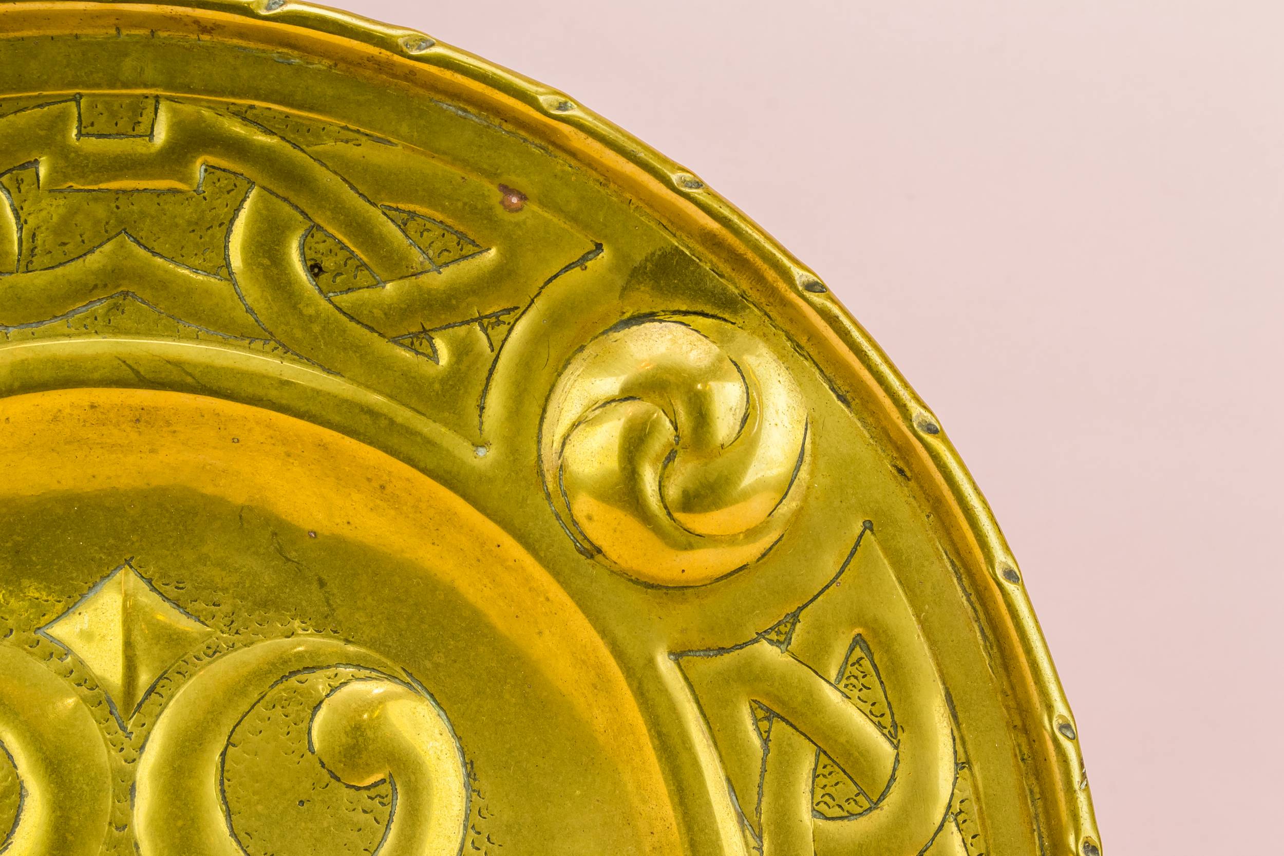 Elegant Antique Scrolls — Arts & Crafts brass tray 1
