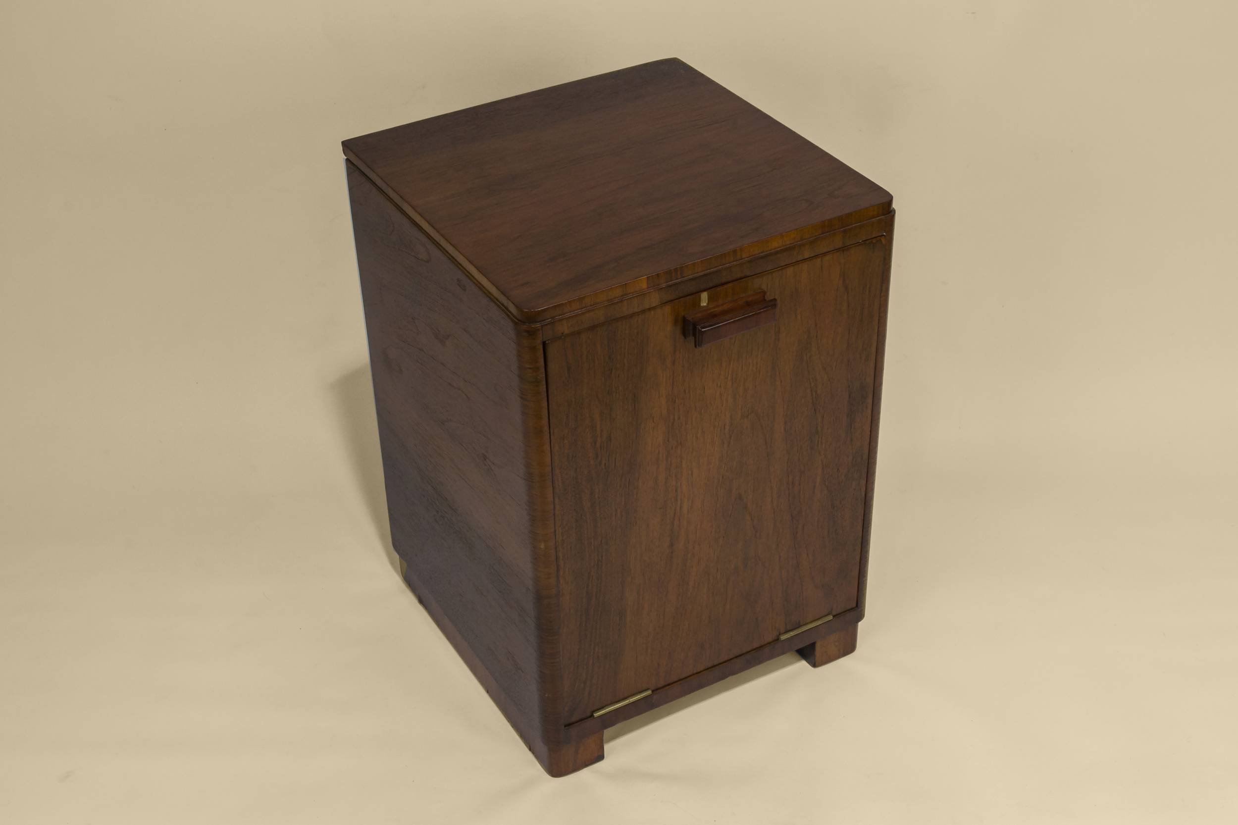Art Deco Slick — Art Deco firplace bucket 3