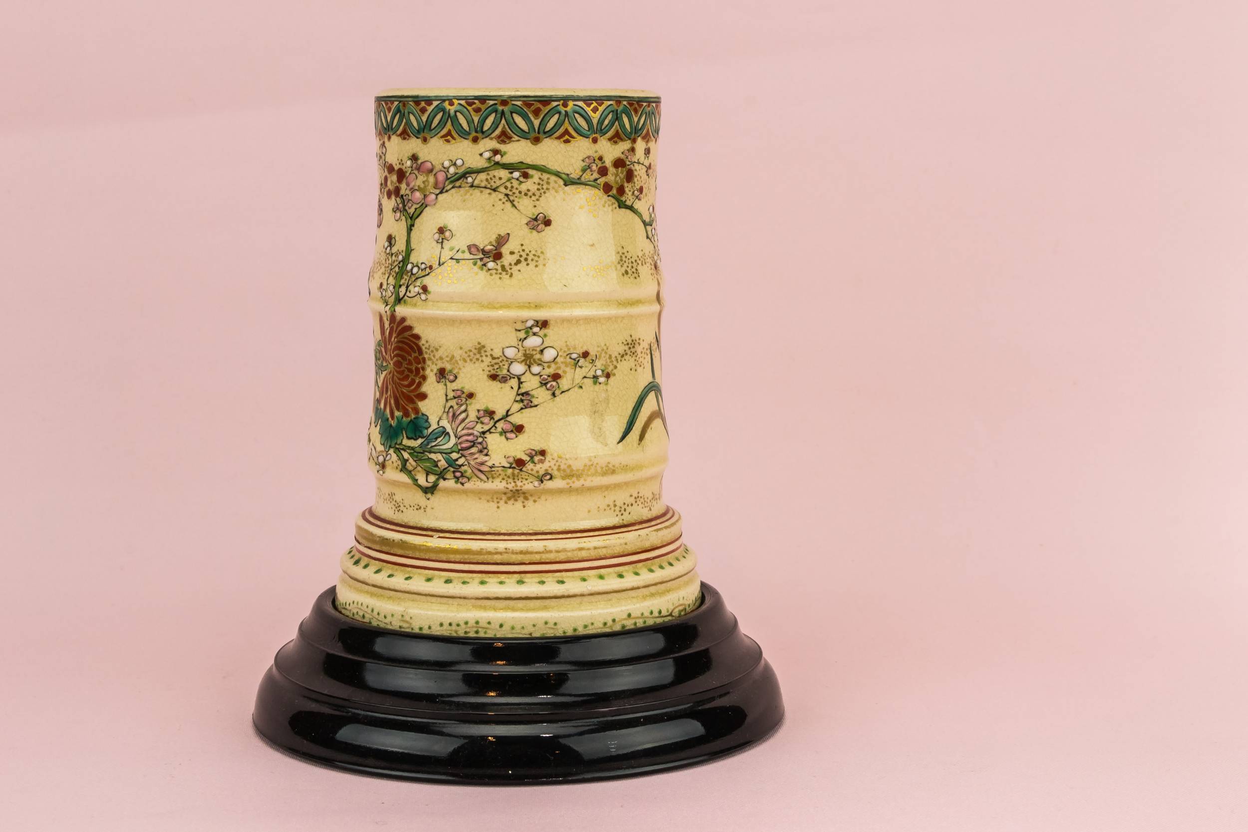 Satsuma Antique Floral — Small Satsuma vase 2