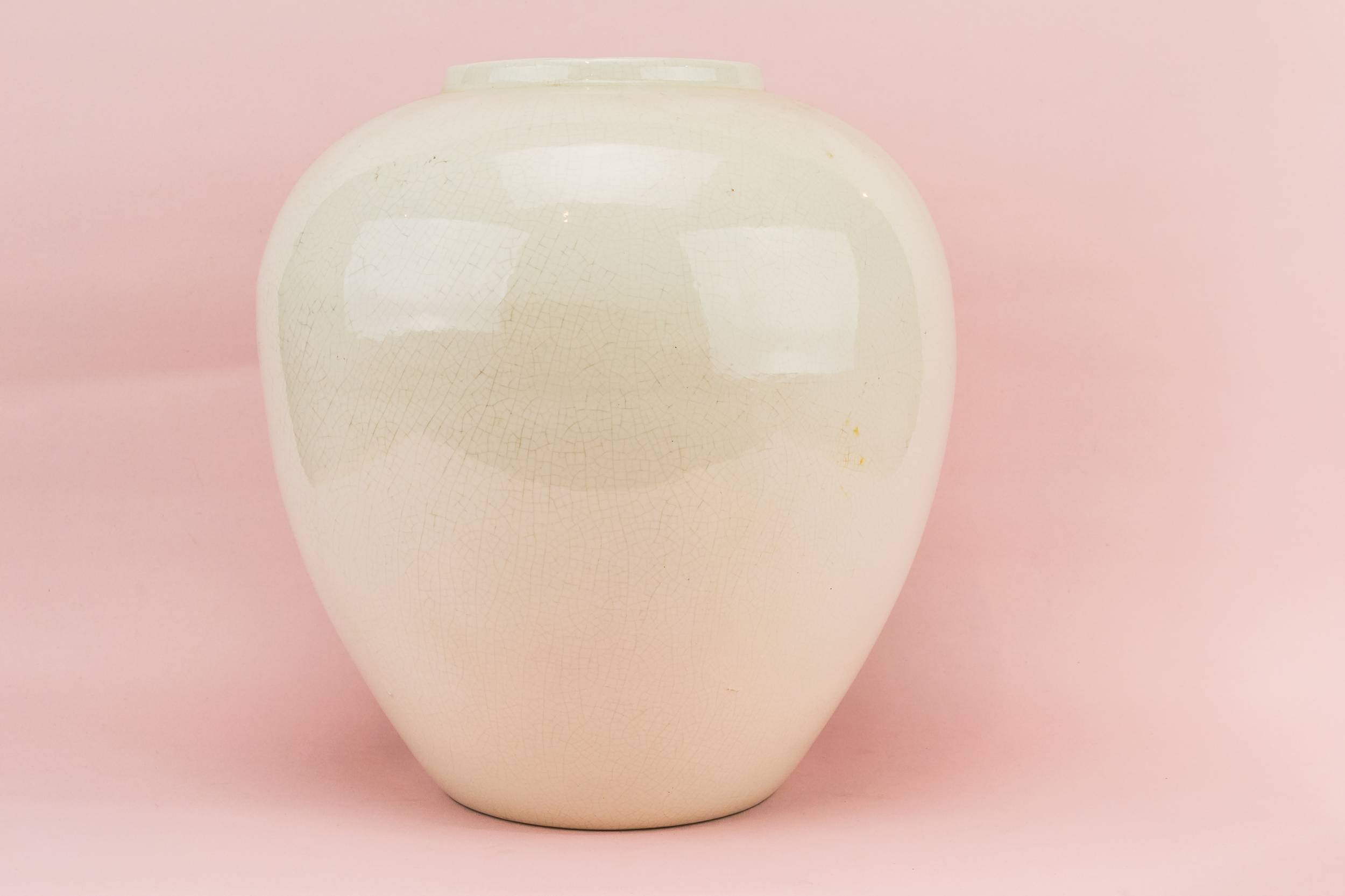 White Vintage Ceramic — Porto Rico tobacco jar 2