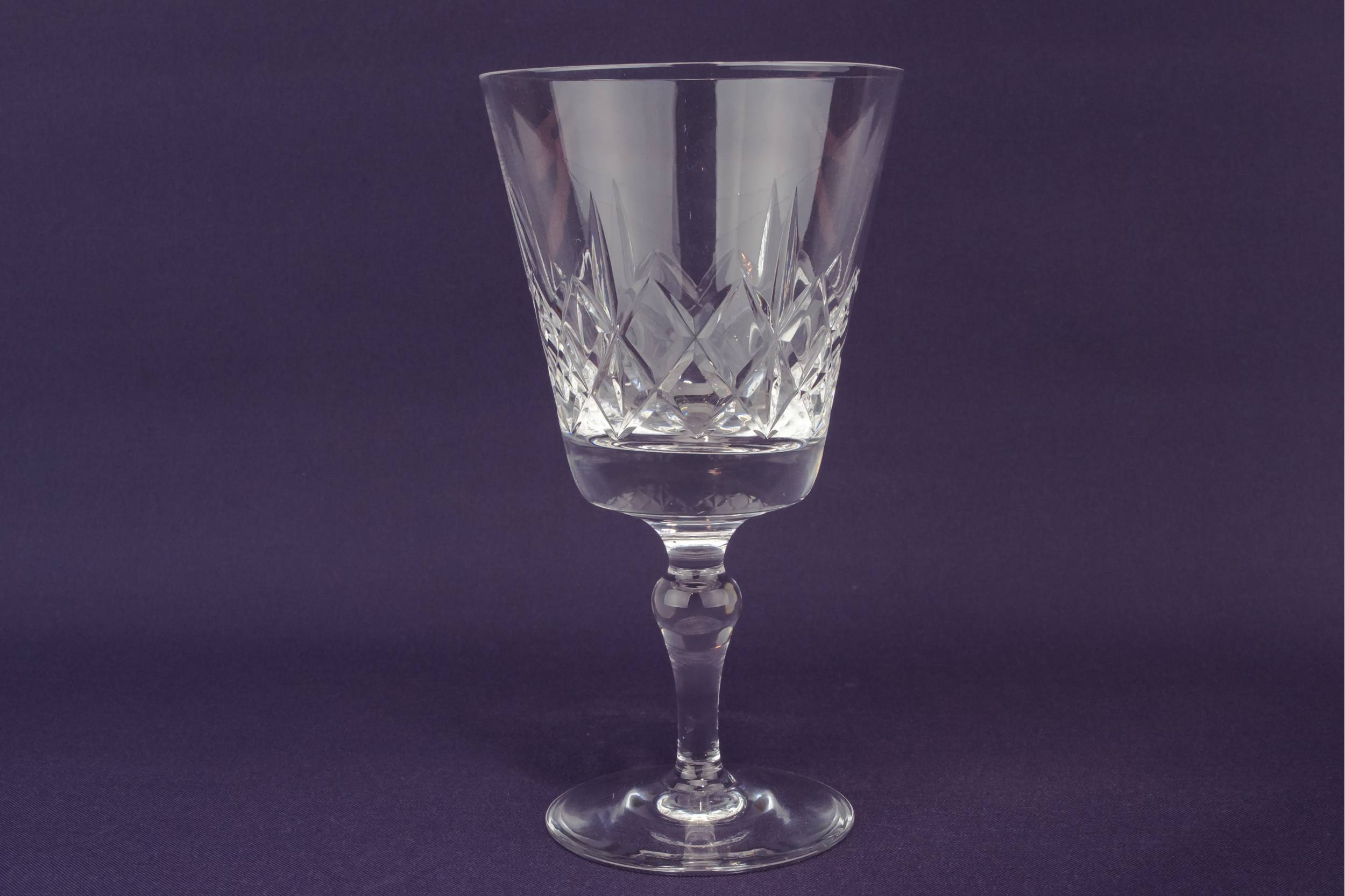 Clear Vintage Dessert — 4 cut wine glasses
