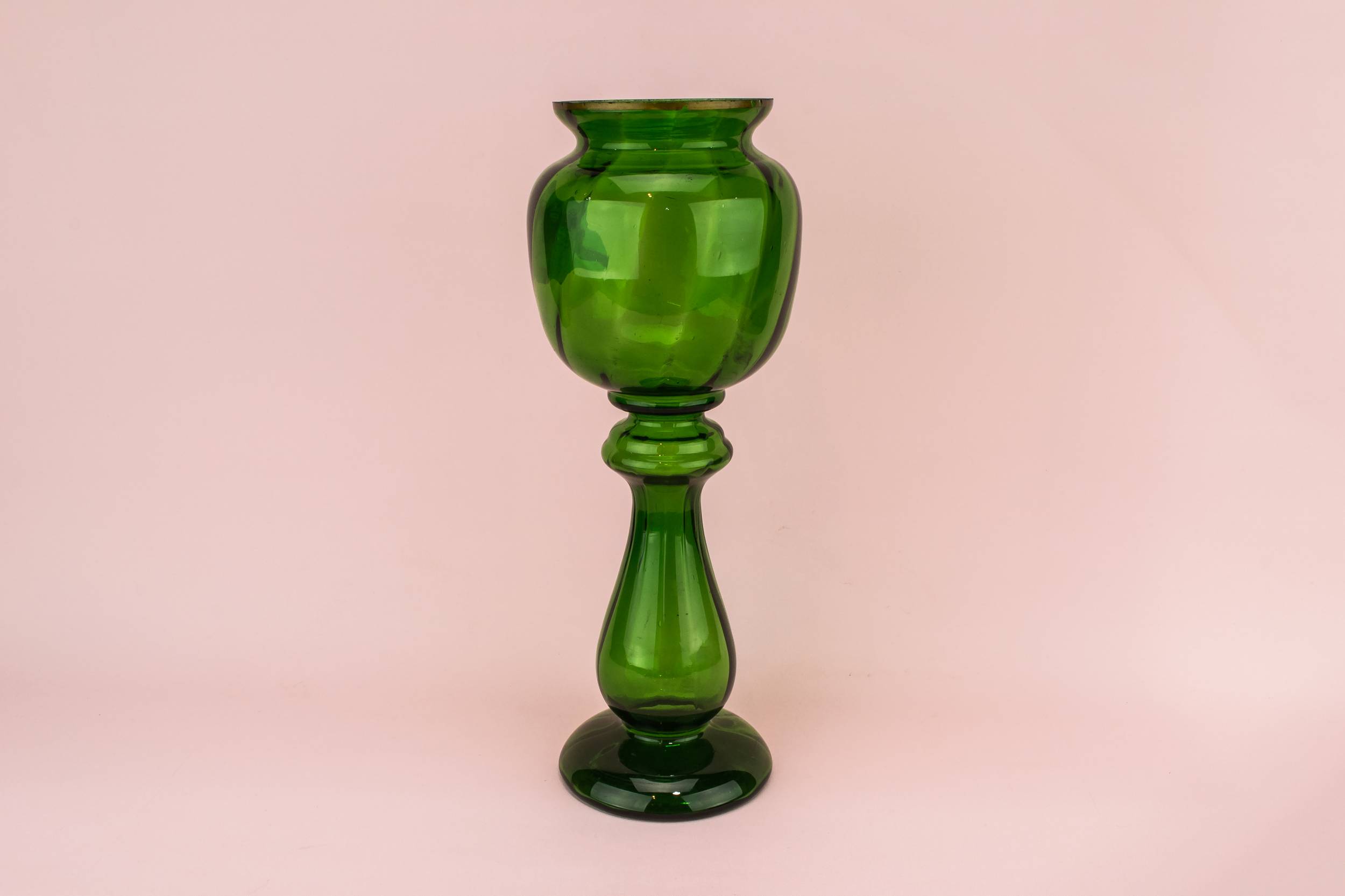 Glass Unusual Minimalist — Green glass vase