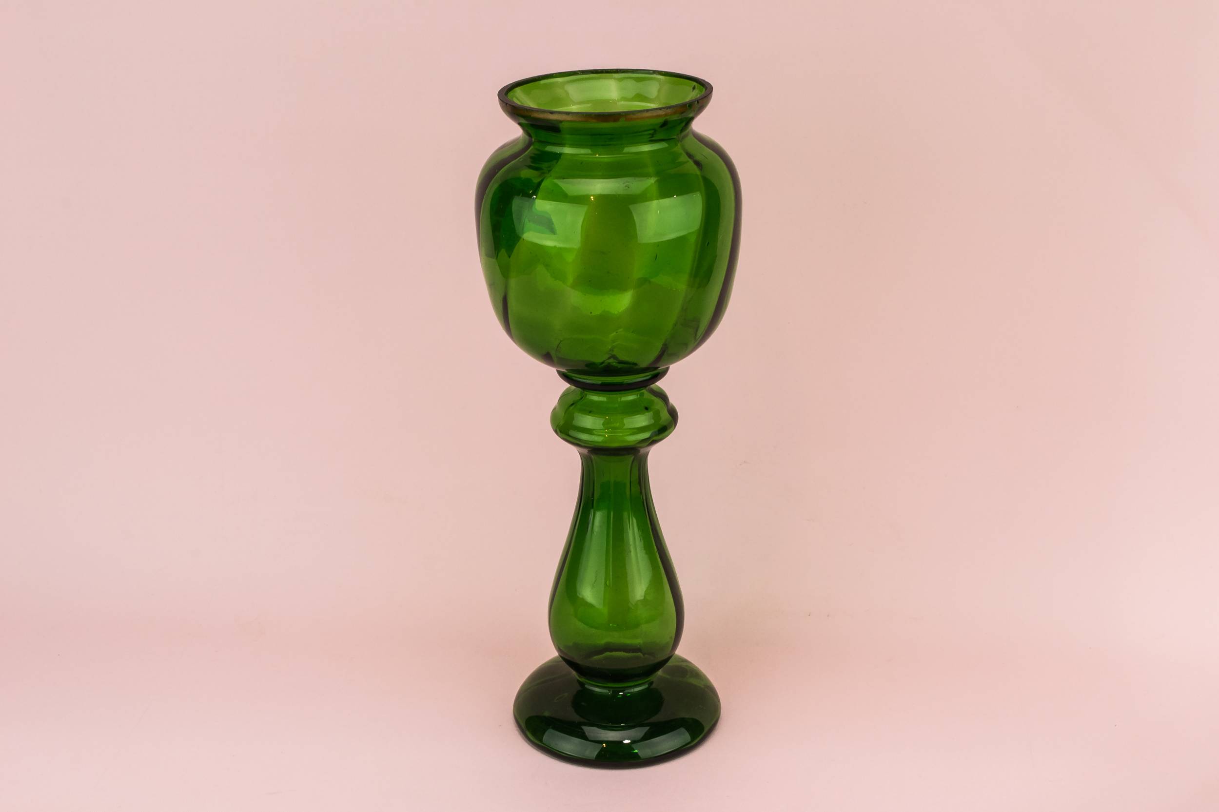 Glass Unusual Minimalist — Green glass vase 2