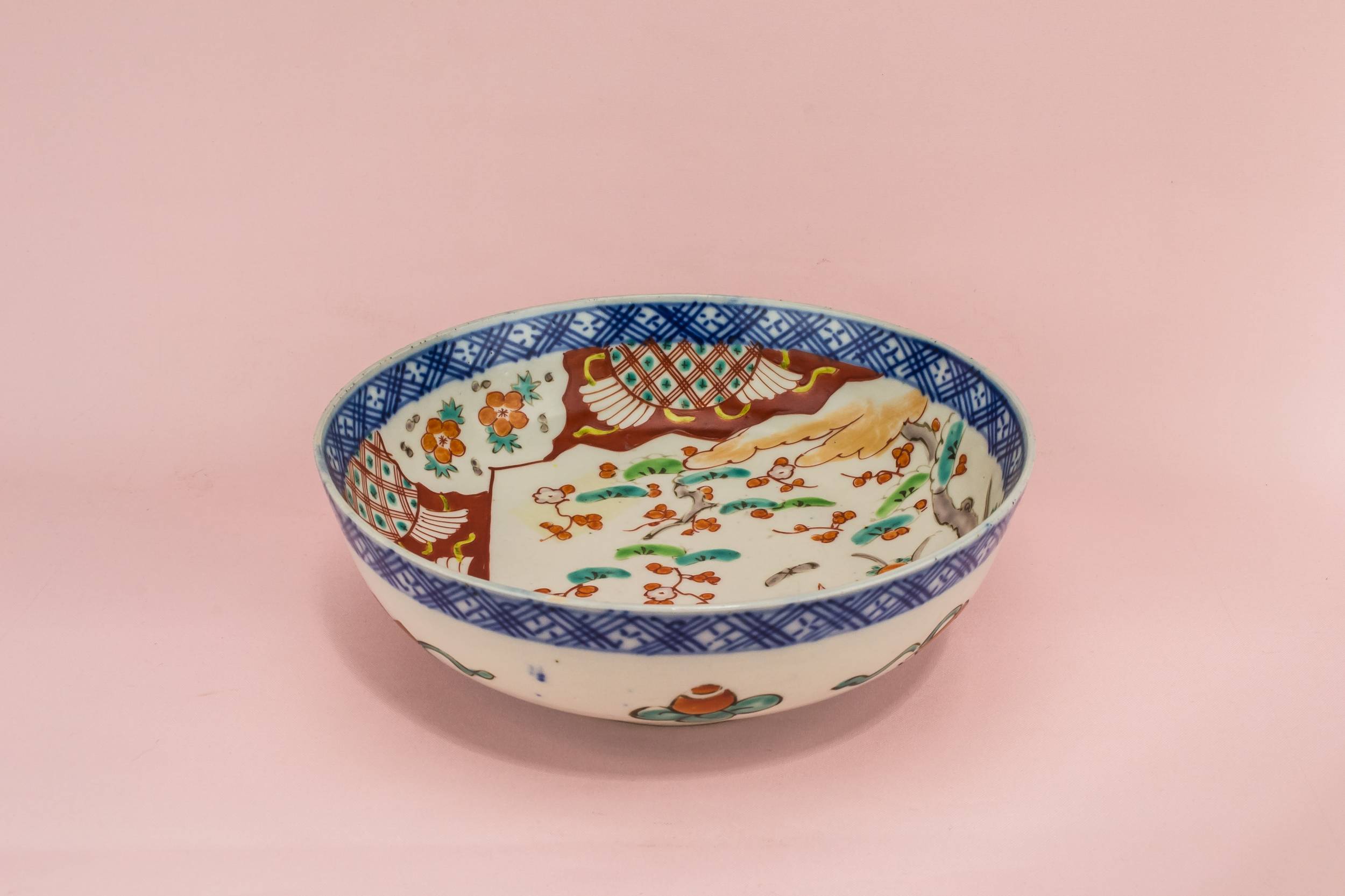 Porcelain Classical Floral — Colourful salad bowl