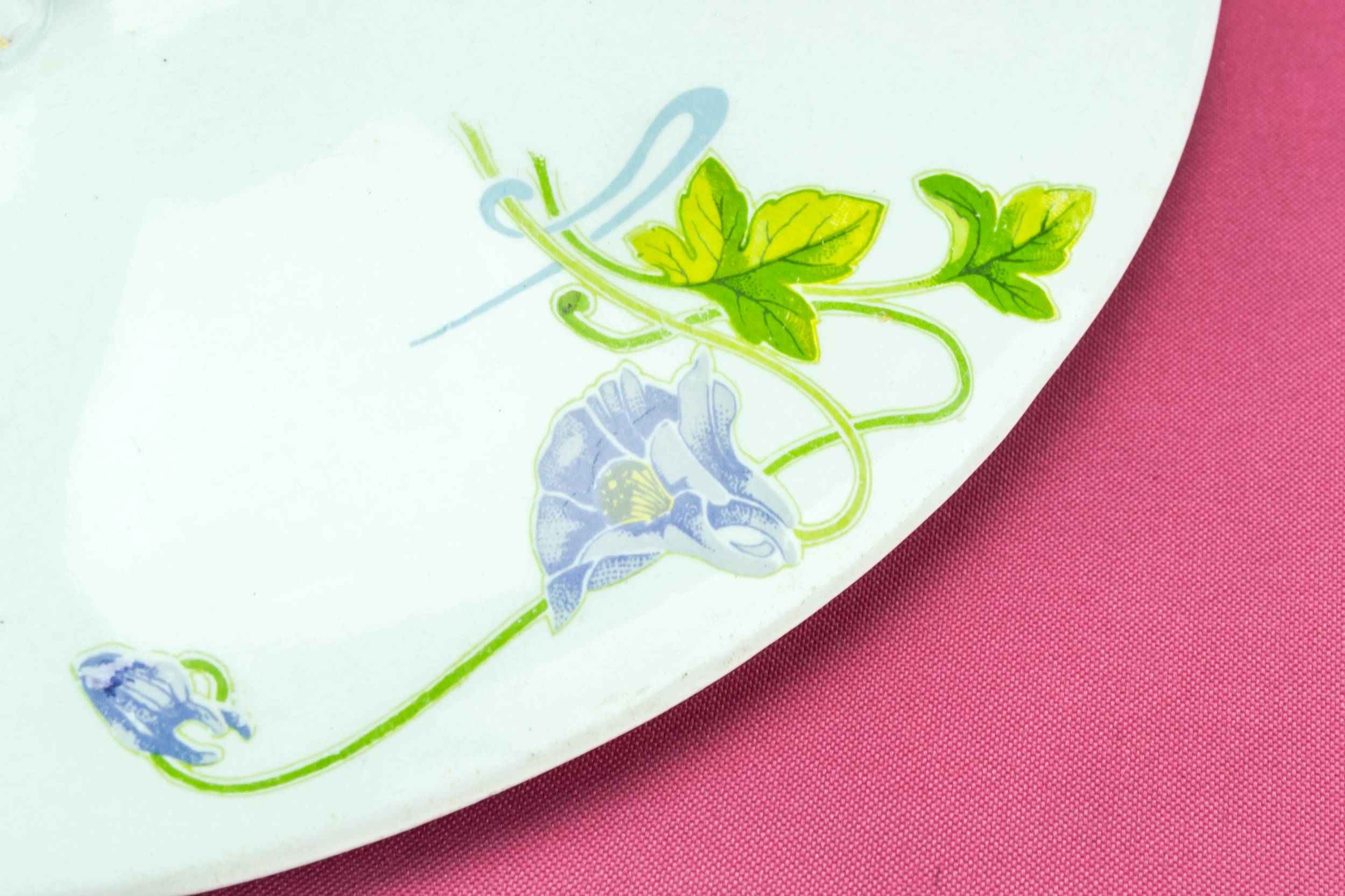Ceramic Art Nouveau — Art Nouveau tureen 1