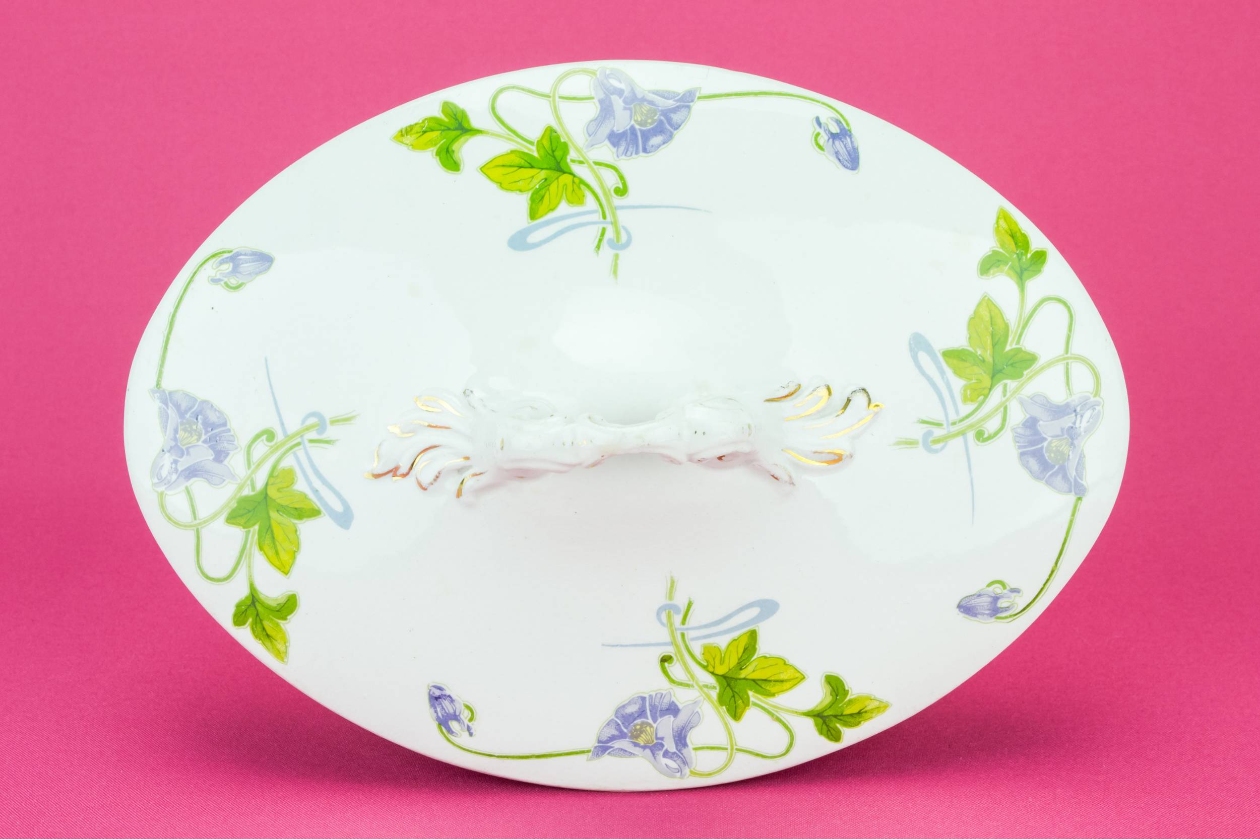 Ceramic Art Nouveau — Art Nouveau tureen 2