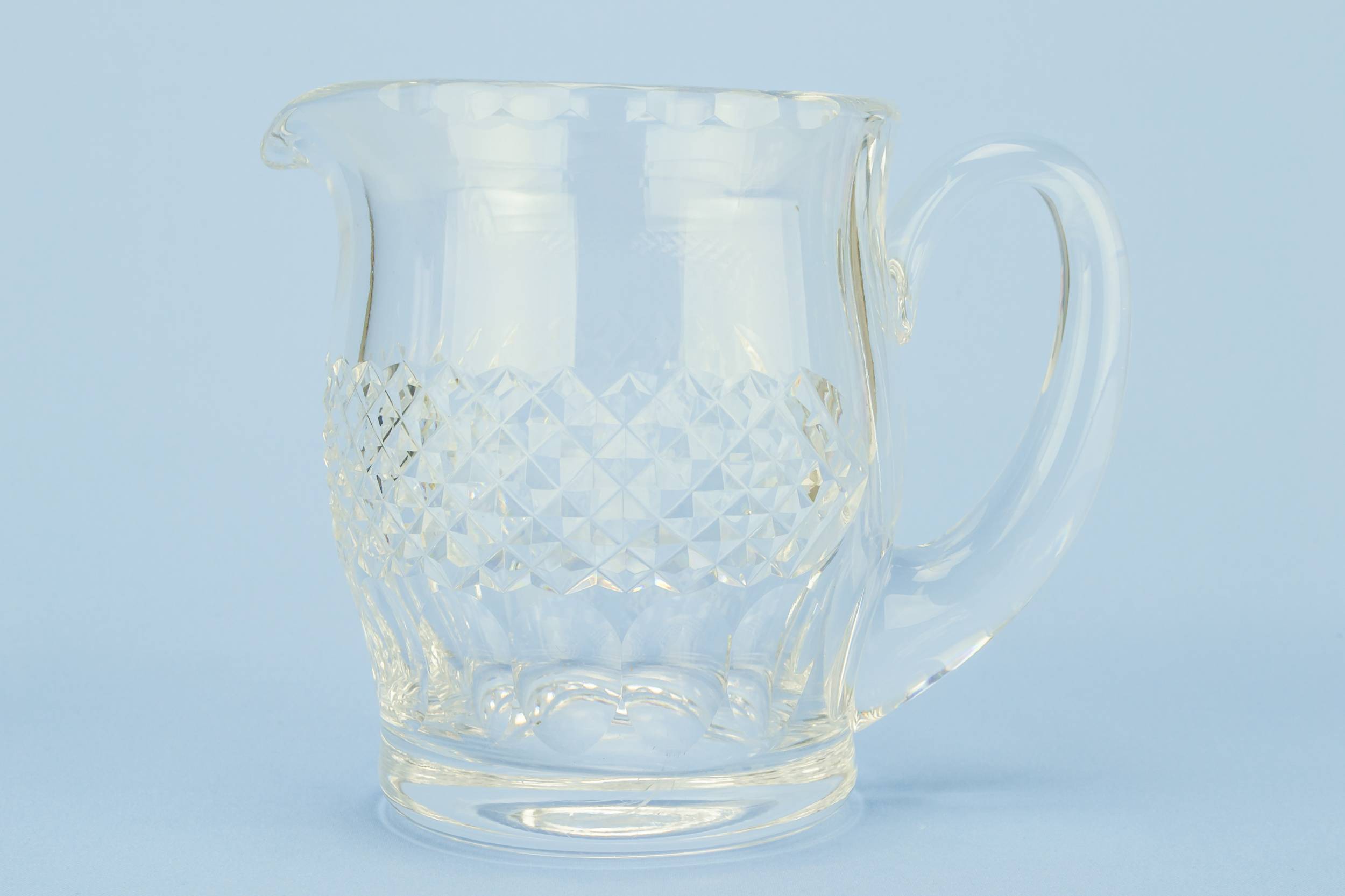 L Classical Vinegar — Heavy cut glass water jug 1