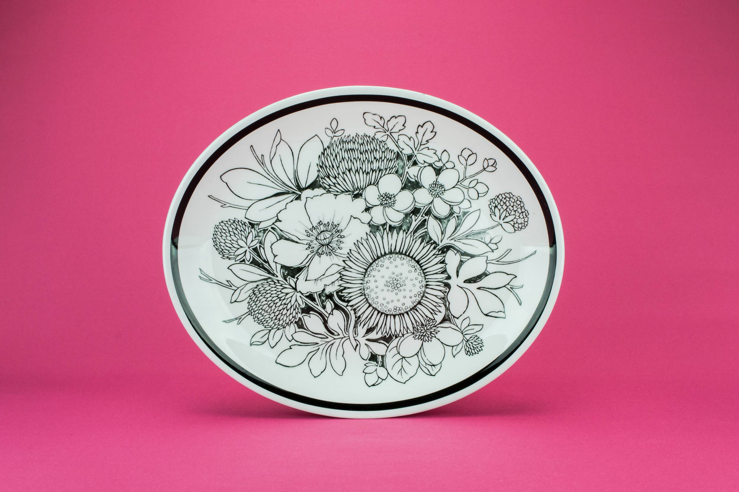 Modernist Black And — Meakin porcelain platter