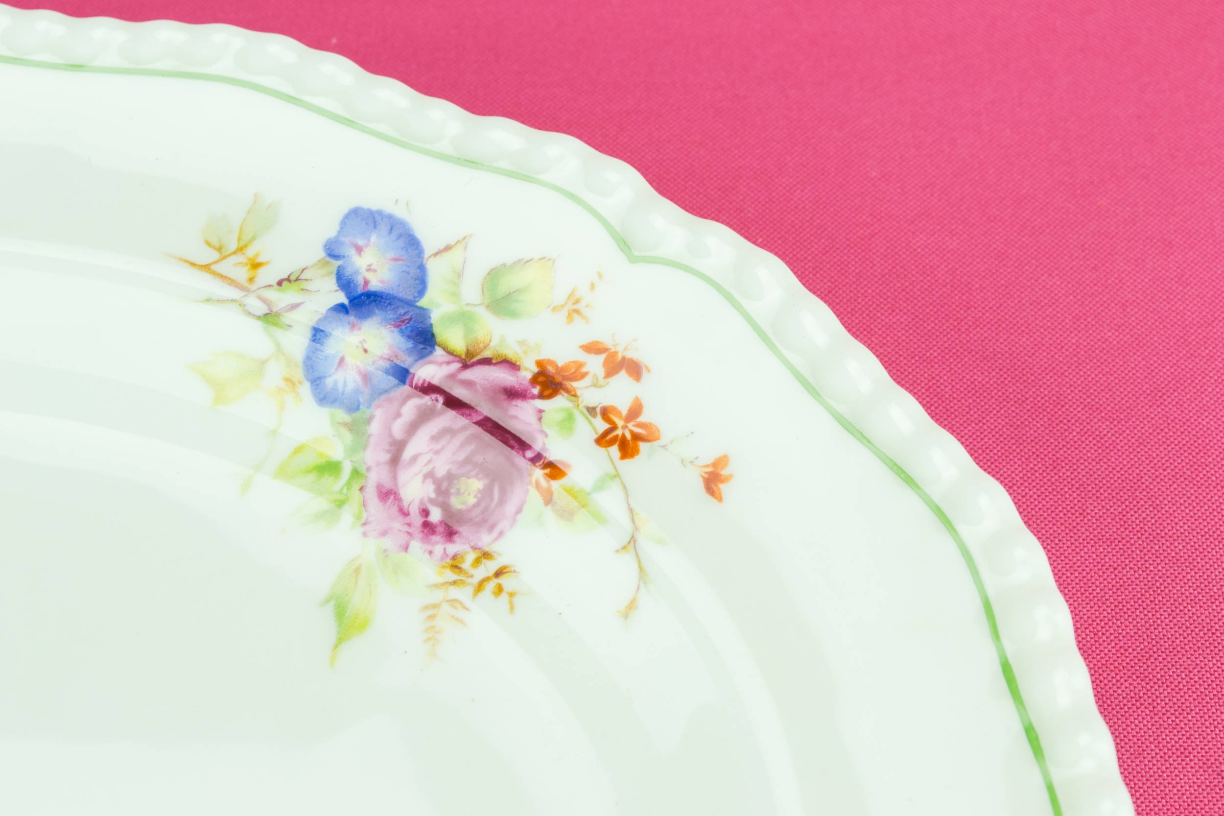 Vintage Porcelain Floral — Small servin platter 1
