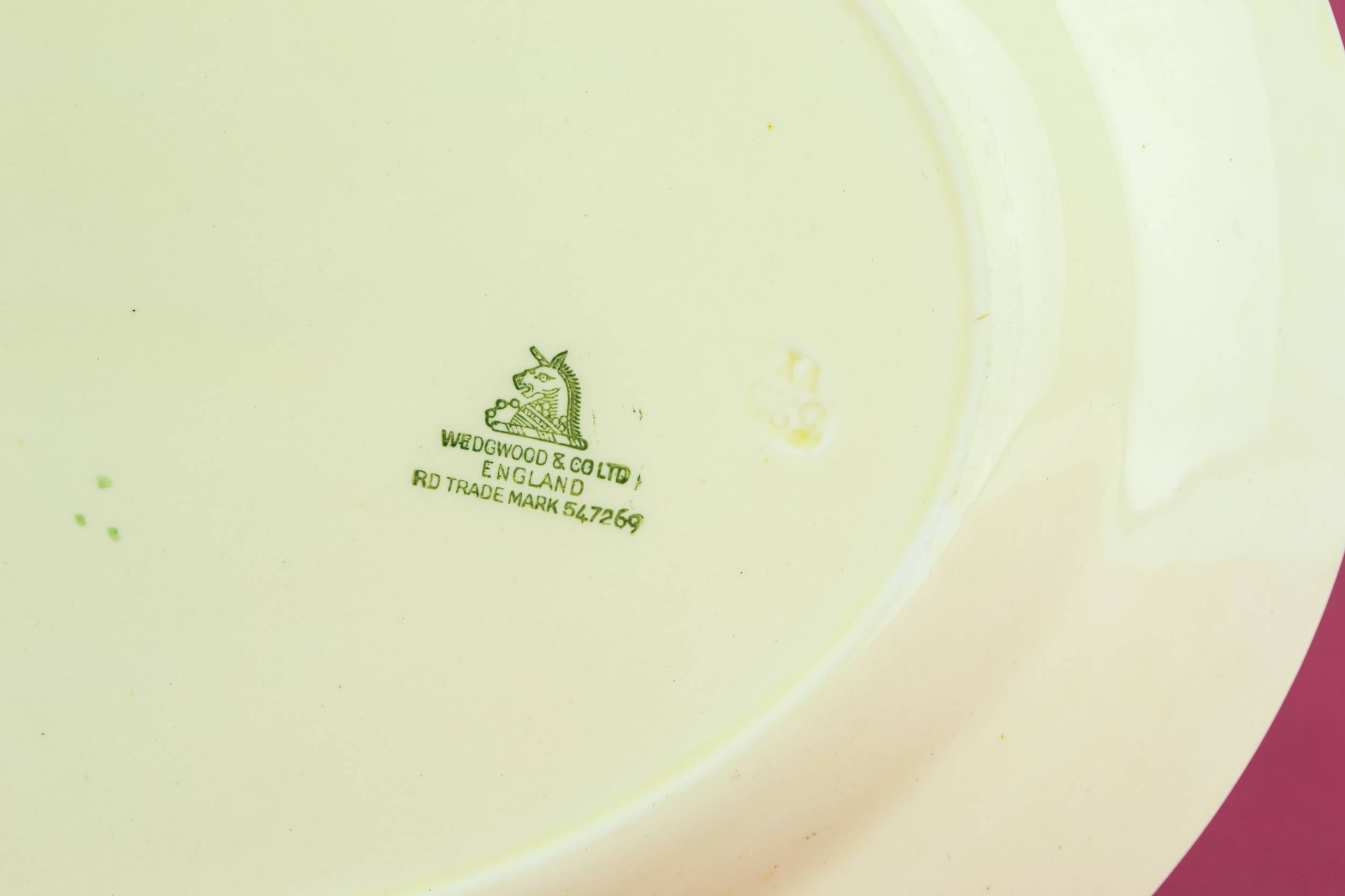 Elegant Art Deco — Elegant green platter 1