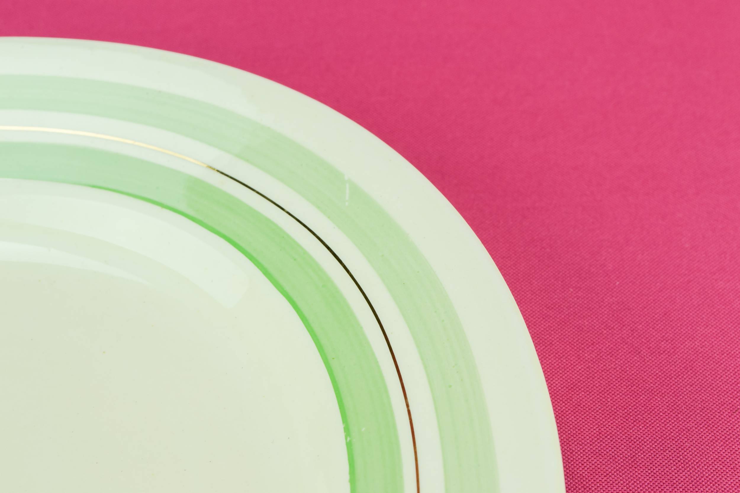 Elegant Art Deco — Elegant green platter 2