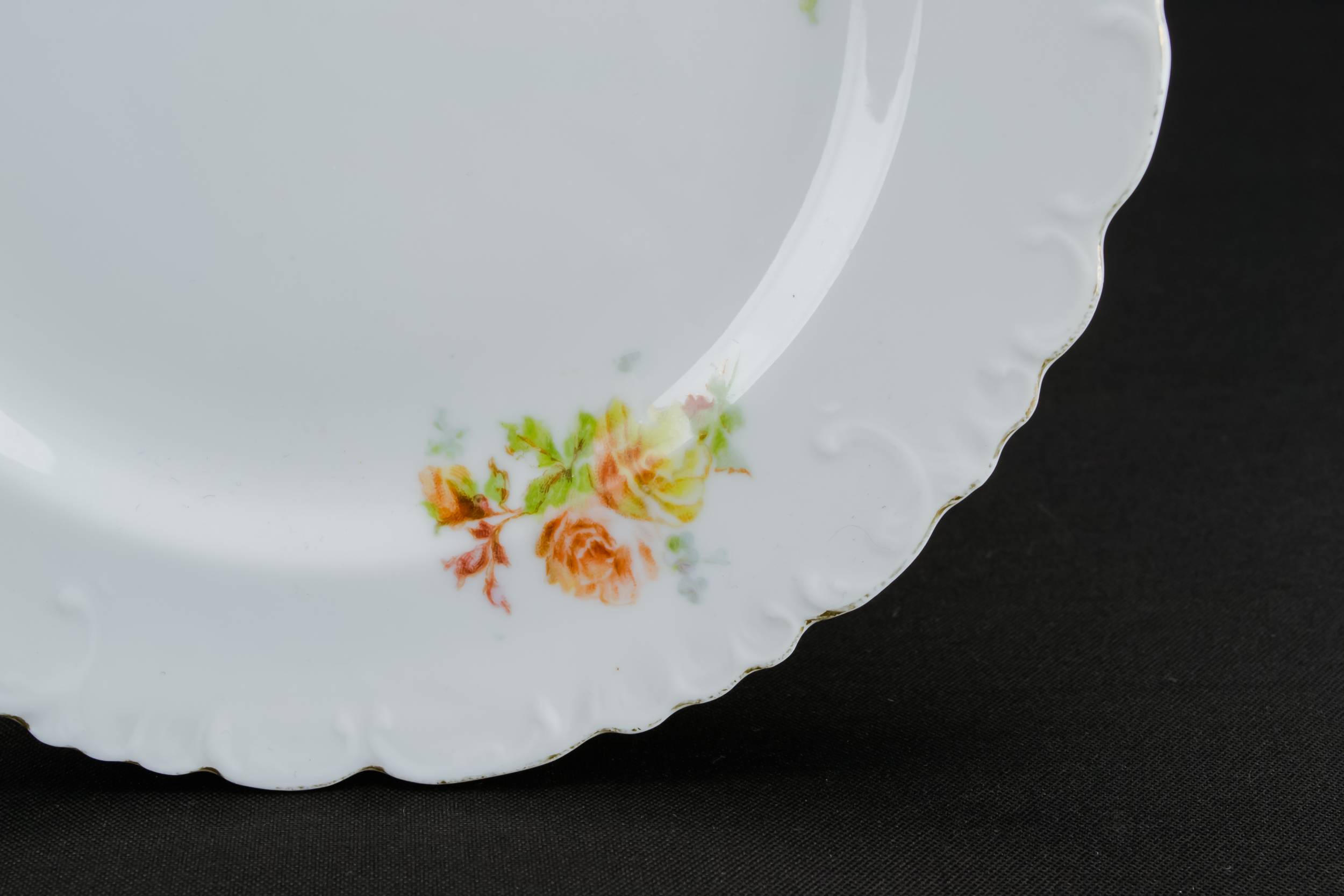 Traditional Porcelain Floral — 4 small porcelain plates 2