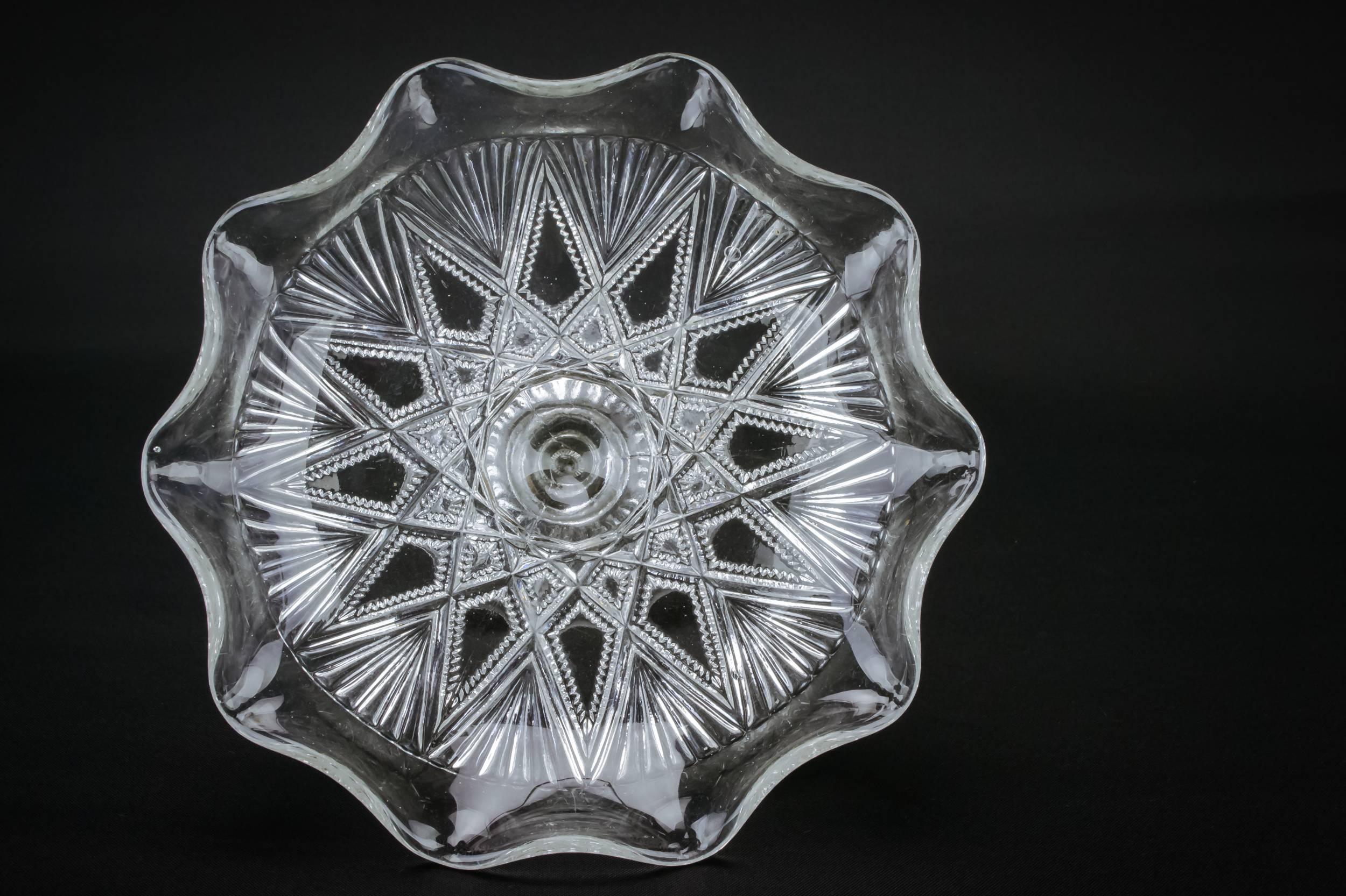 Neo-classical Antique Star — Glass stem bowl 1