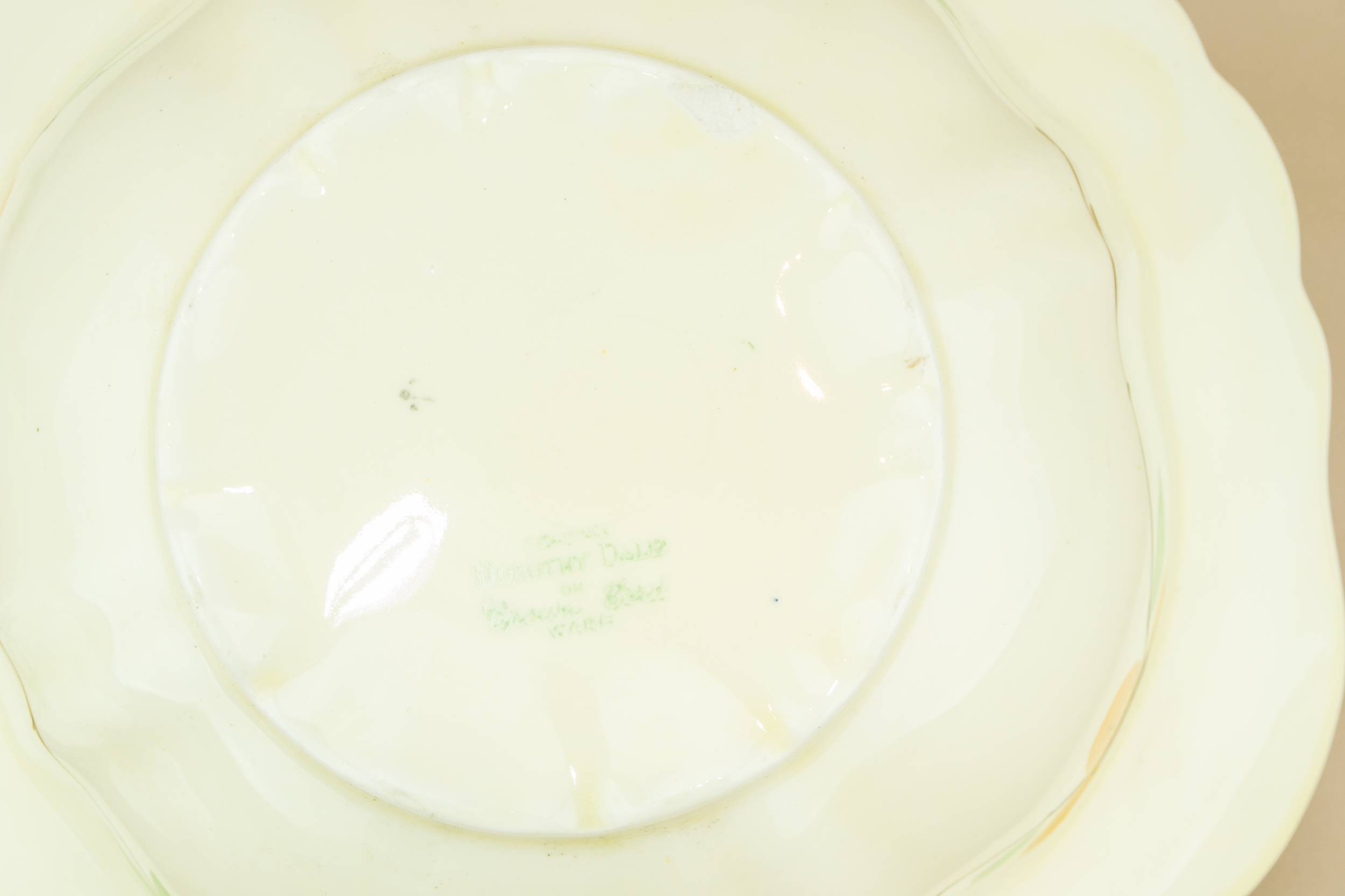 Beautiful Ceramic Floral — Beautiful bowl and lid 3