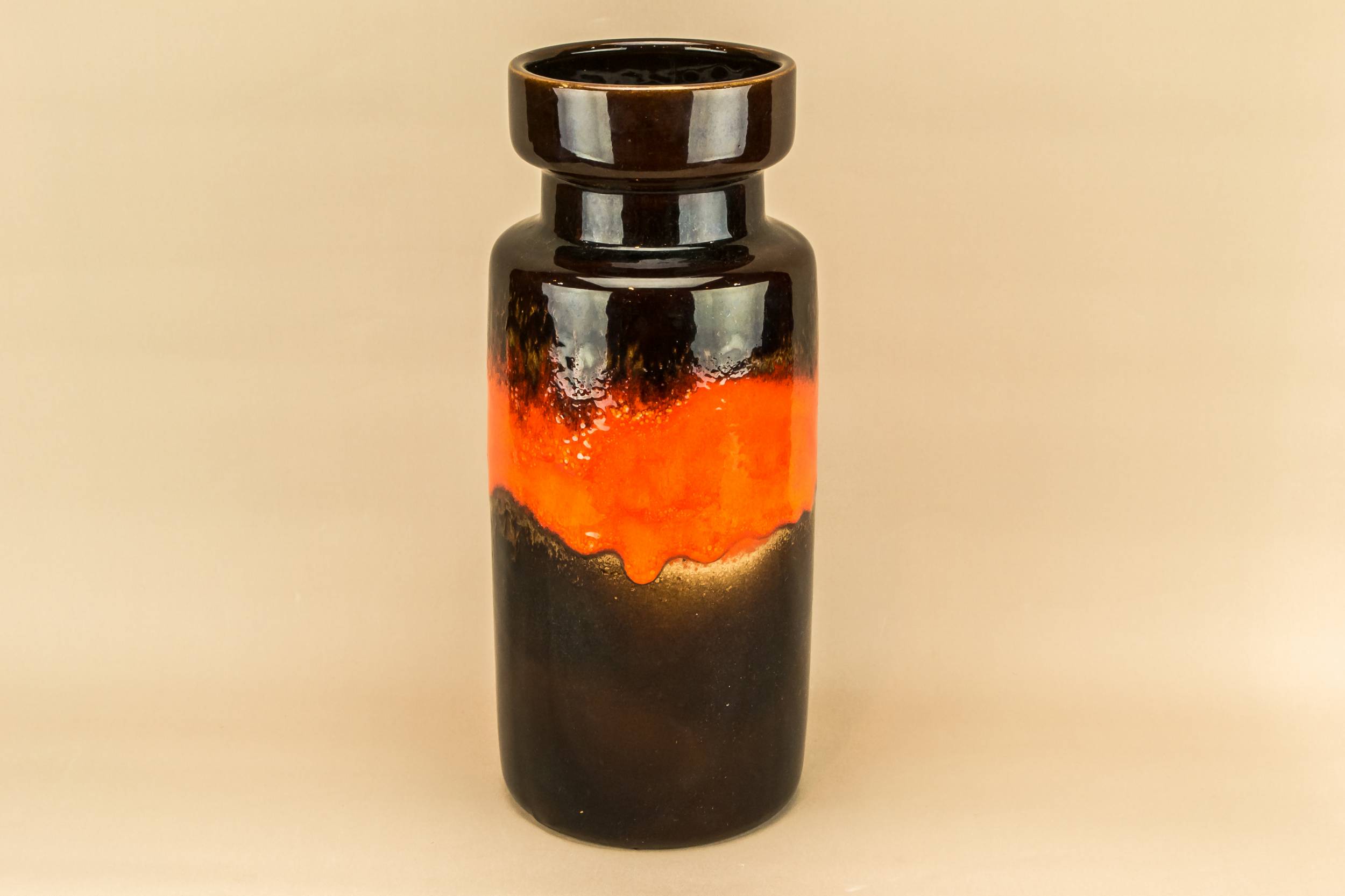 Spectacular Vintage VASE — Brown orange lava vase