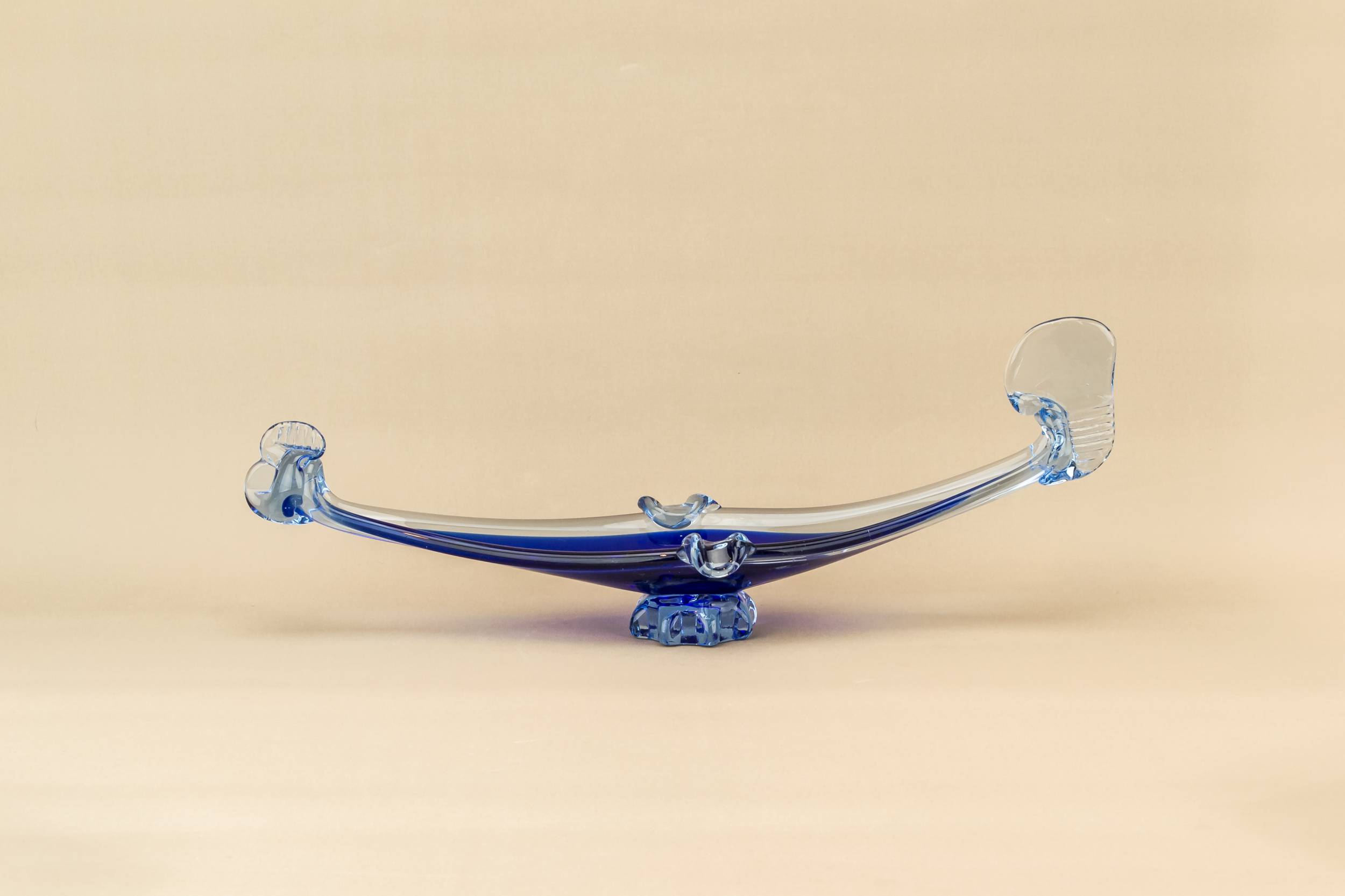 Glass Vintage Abstract — Elegant blue bowl