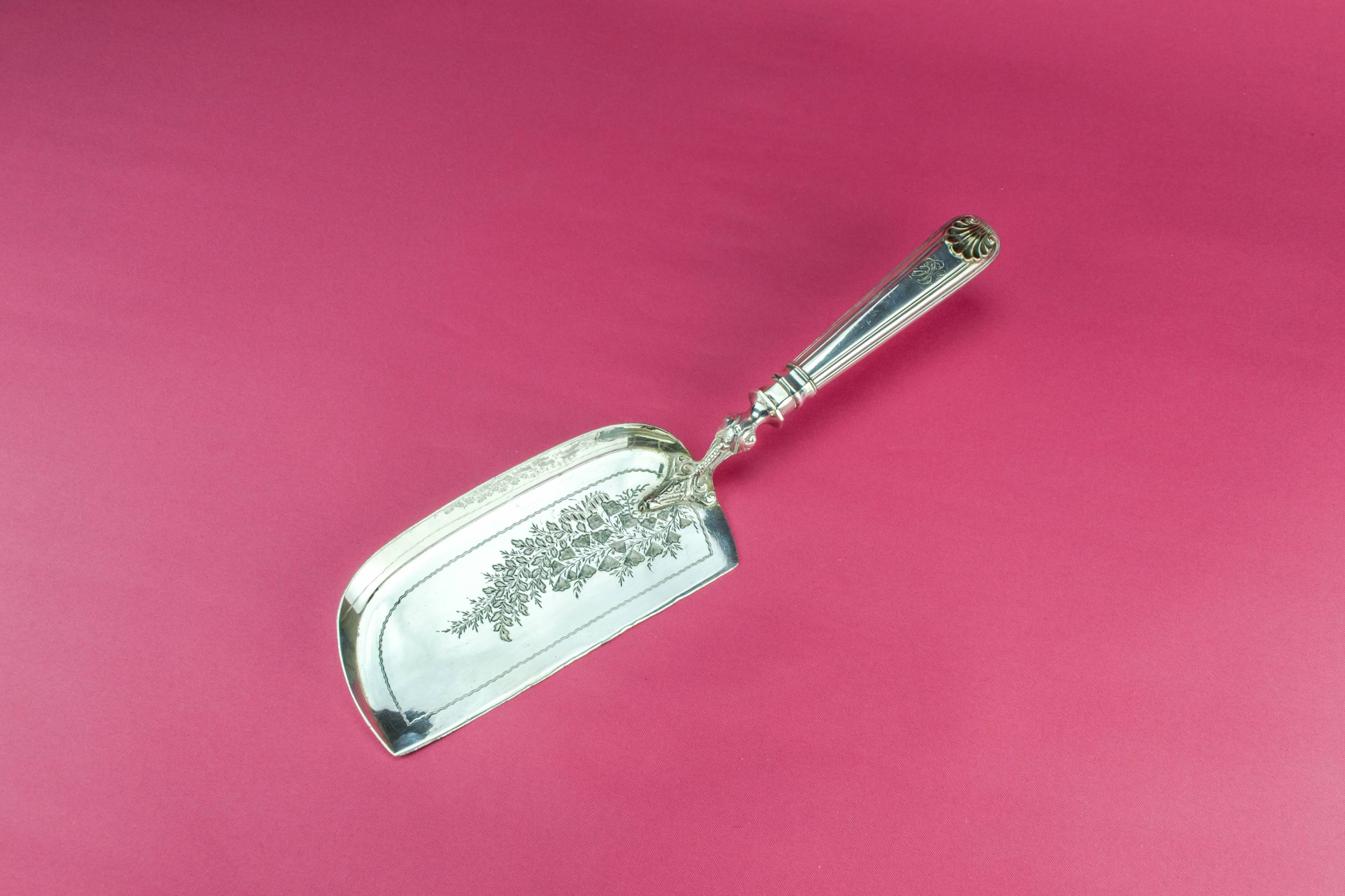 Neo-classical Silver Plated — Silver plated crumb tray