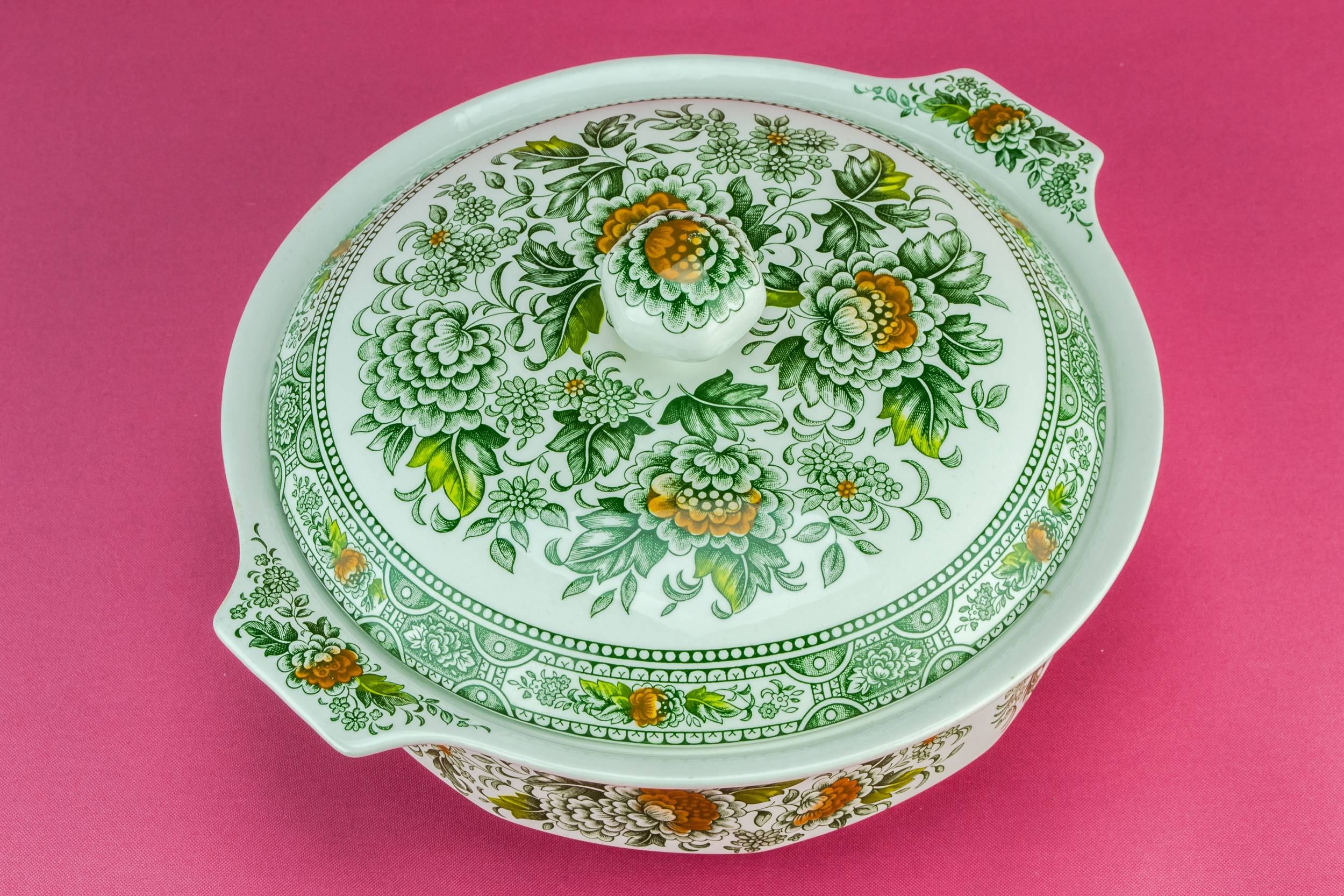 Slick Modernist Ceramic — Green floral tureen 4
