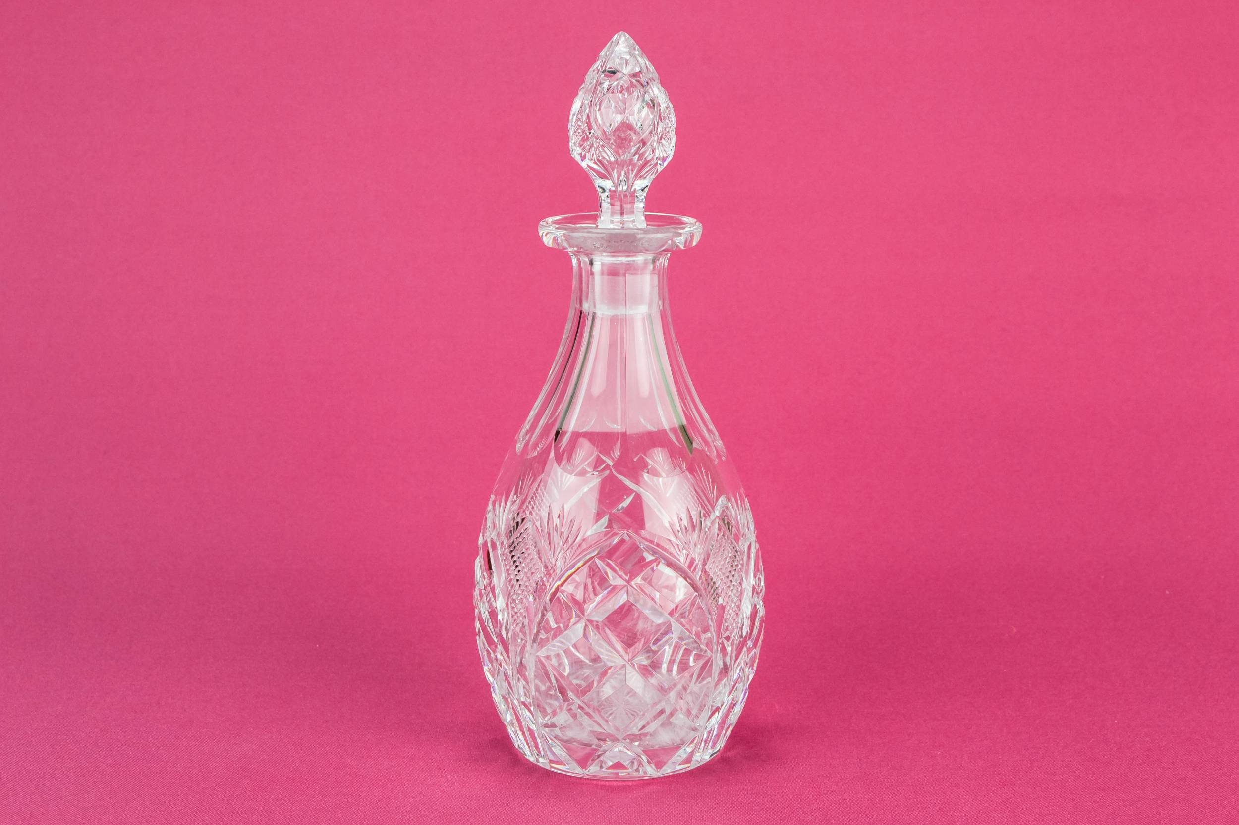 Clear Glass Diamond — Oil and vinegar condiments 3