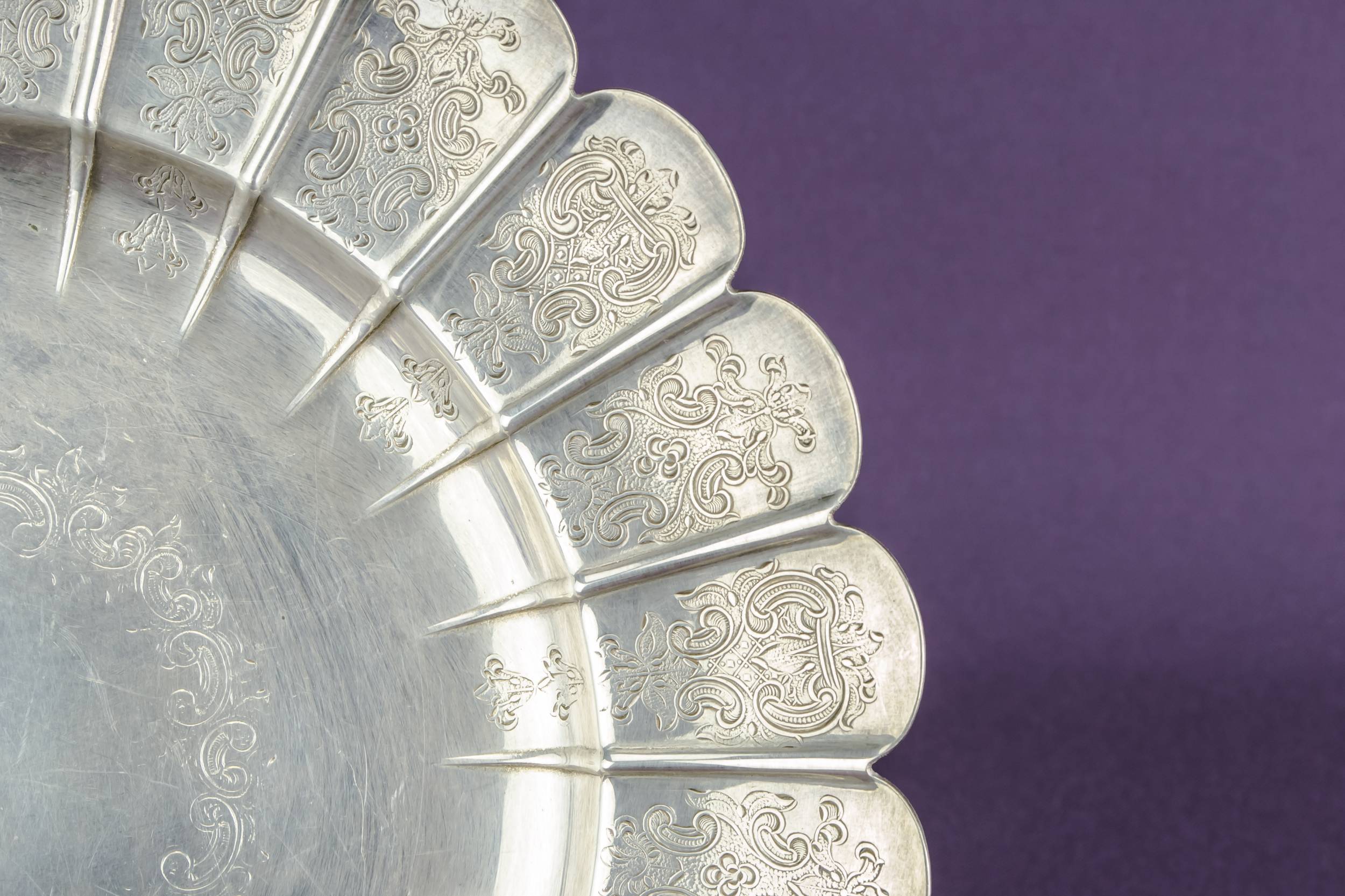 Neo-classical Spectacular Floral — Silver plated cake stand 4