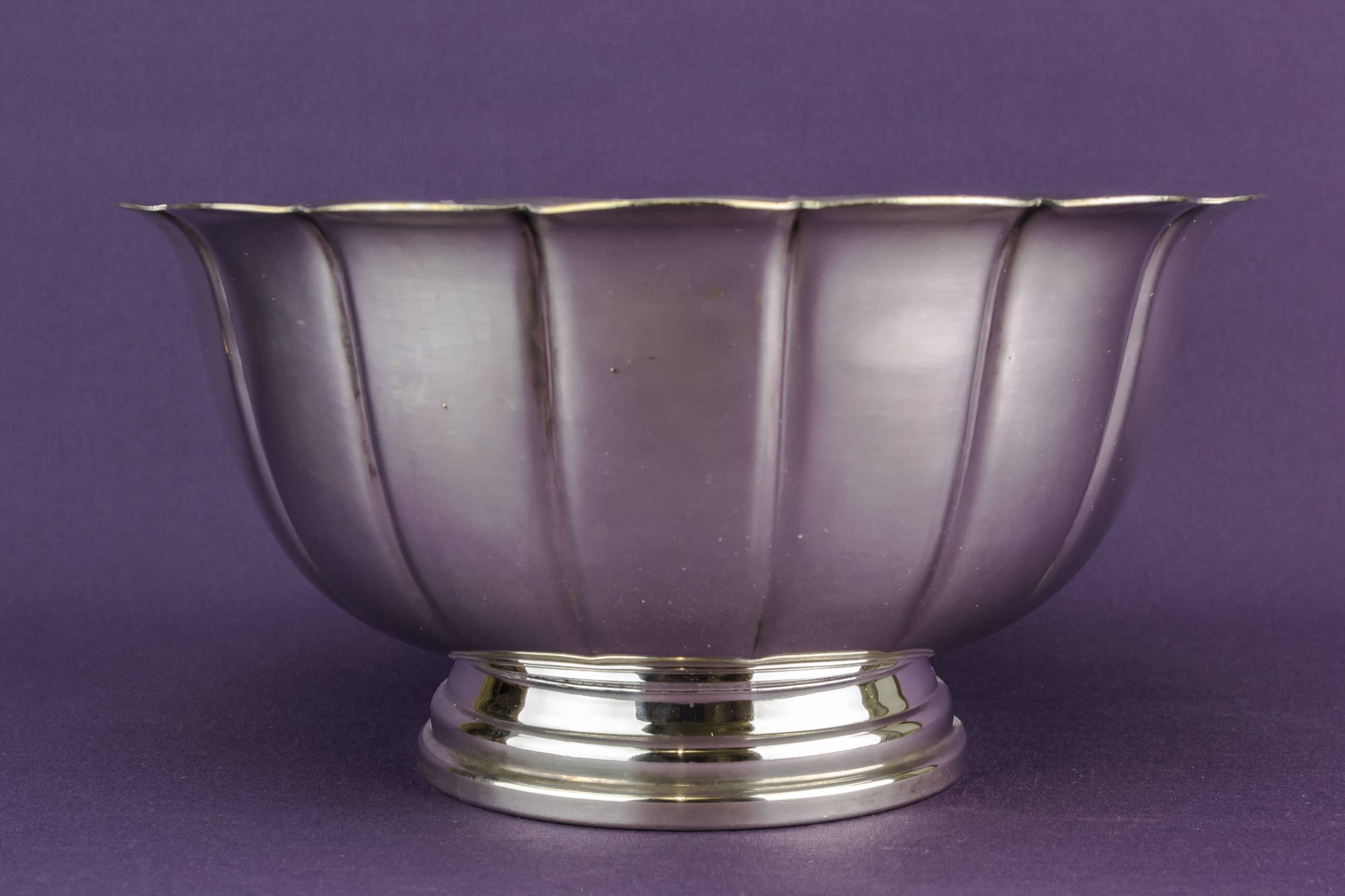 Vintage Silver Plated — Silver plated serving bowl 2