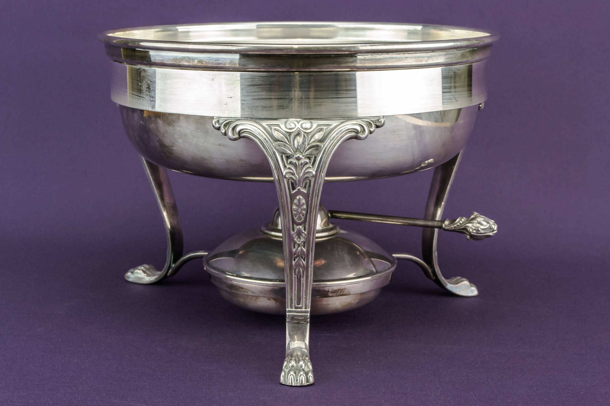Vintage Chafing Dish — Silver plated chafing dish 2