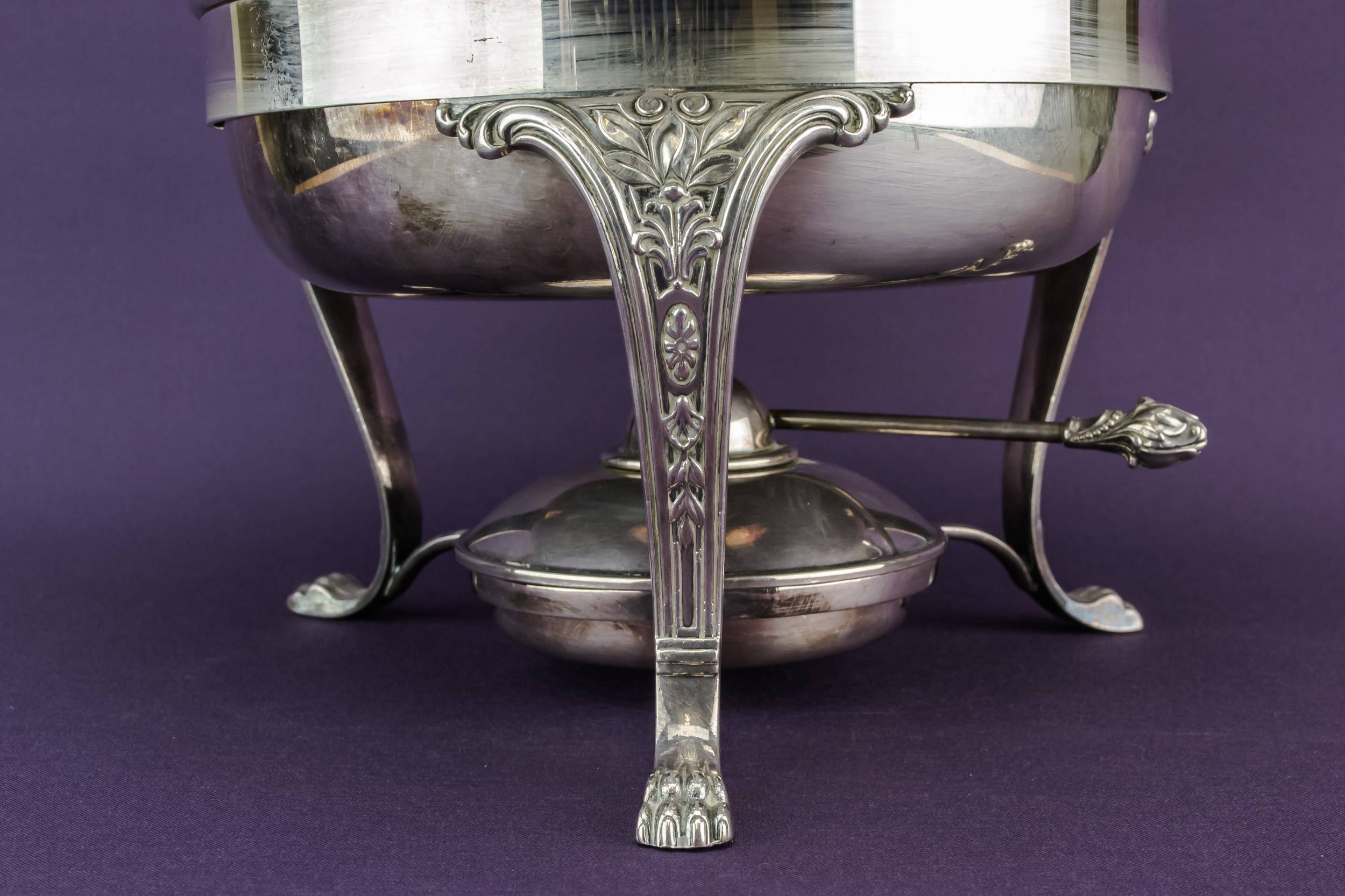 Vintage Chafing Dish — Silver plated chafing dish 4