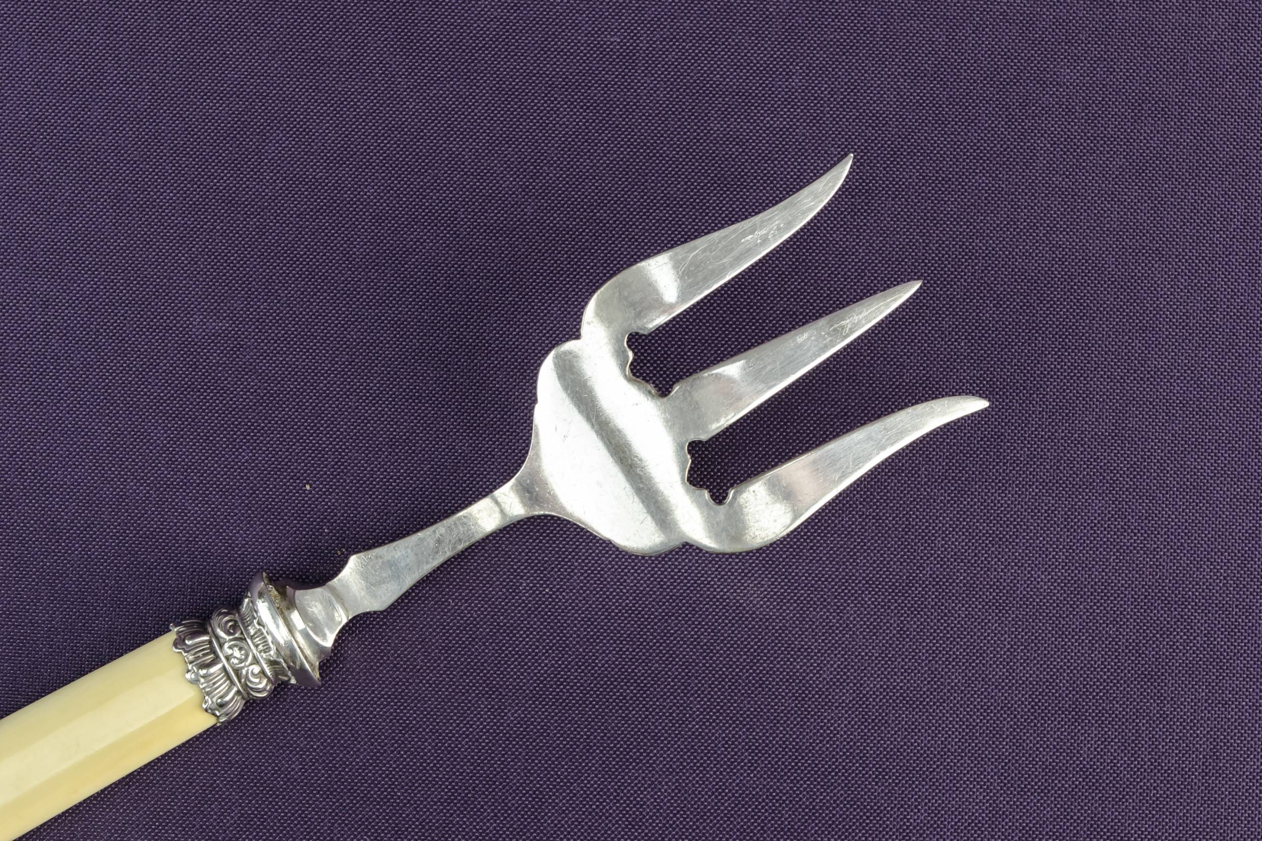 Serving fork & knife set 3