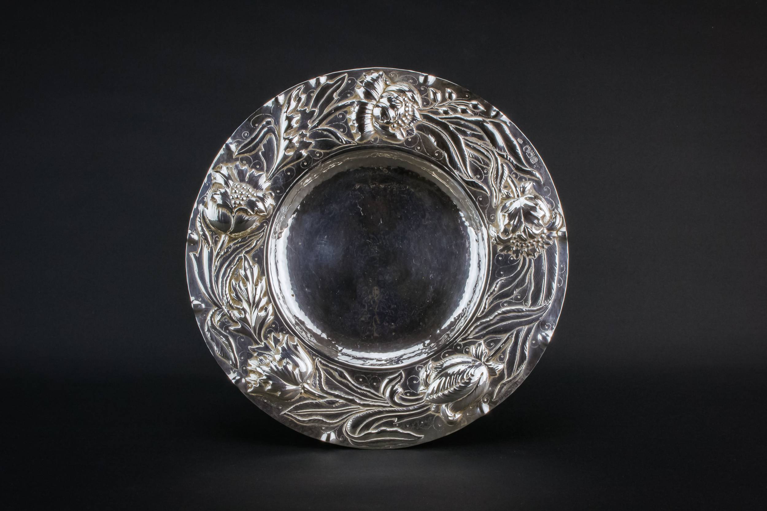 Art Nouveau Antique — Sterling silver tray