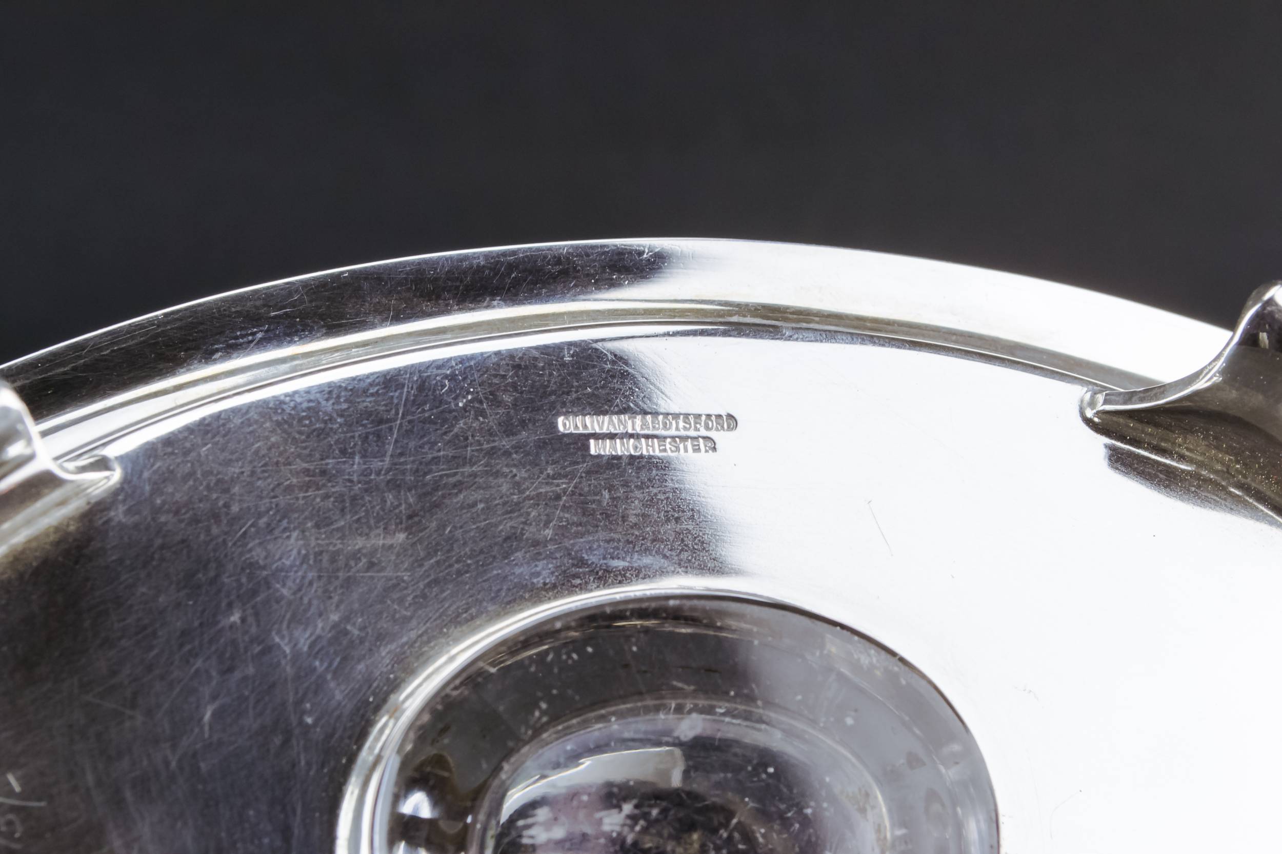 Neo-classical Antique Gadrooned — Elegant silver inkwell 3