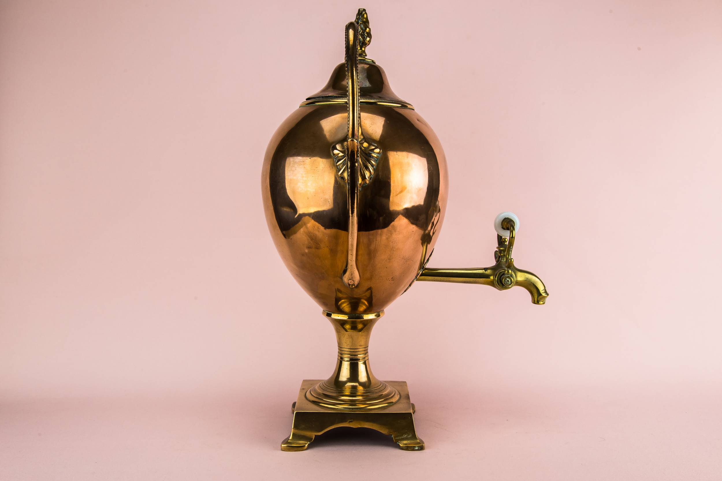 Neo-classical Hot Water — Copper hot water urn 1