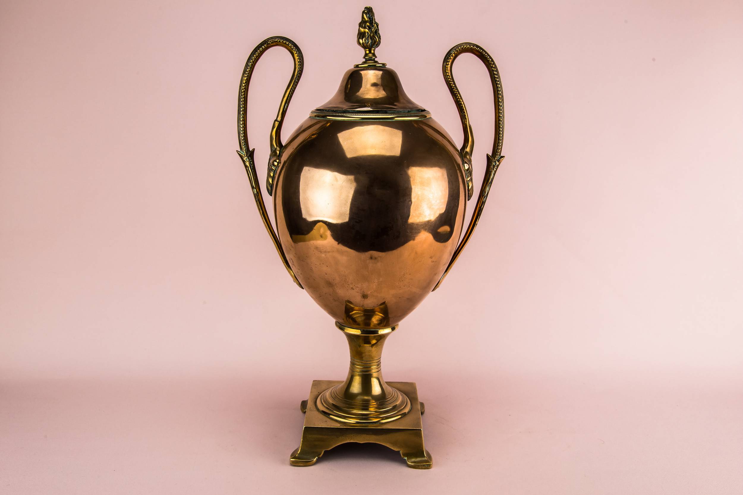 Neo-classical Hot Water — Copper hot water urn 2
