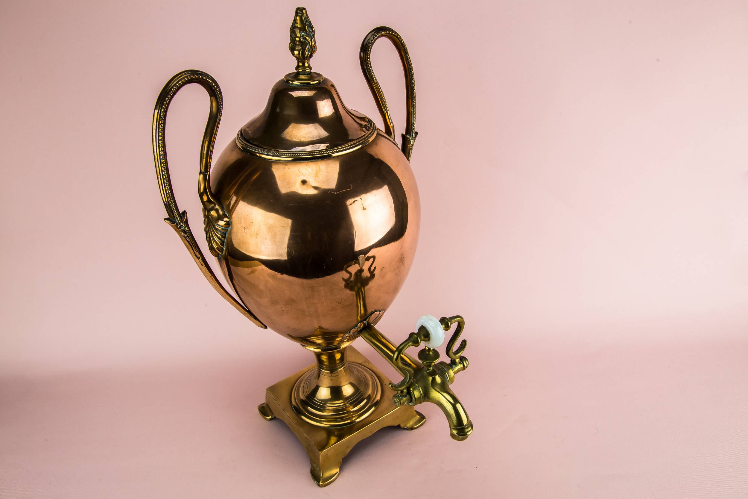 Neo-classical Hot Water — Copper hot water urn 3