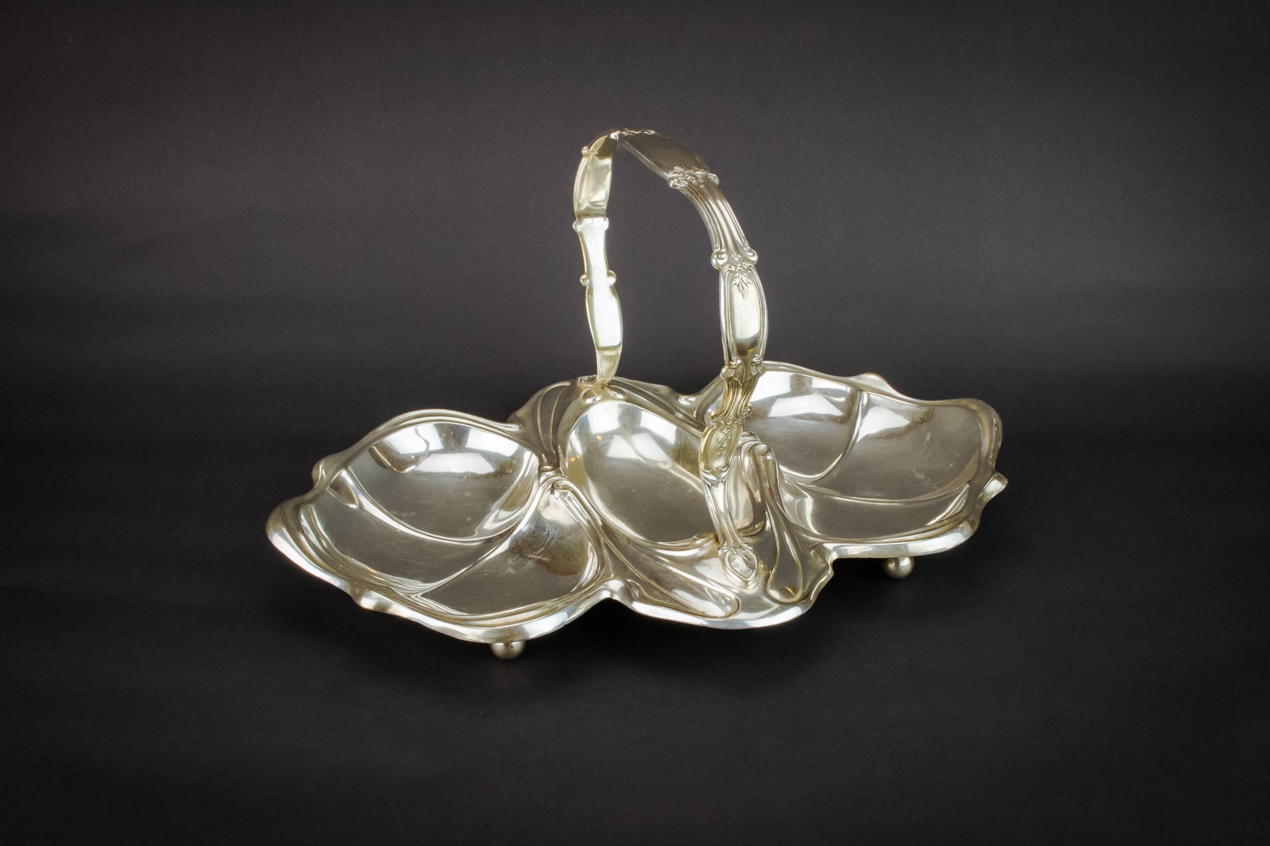 Beautiful Silver Plated — Art Nouveau serving bowl