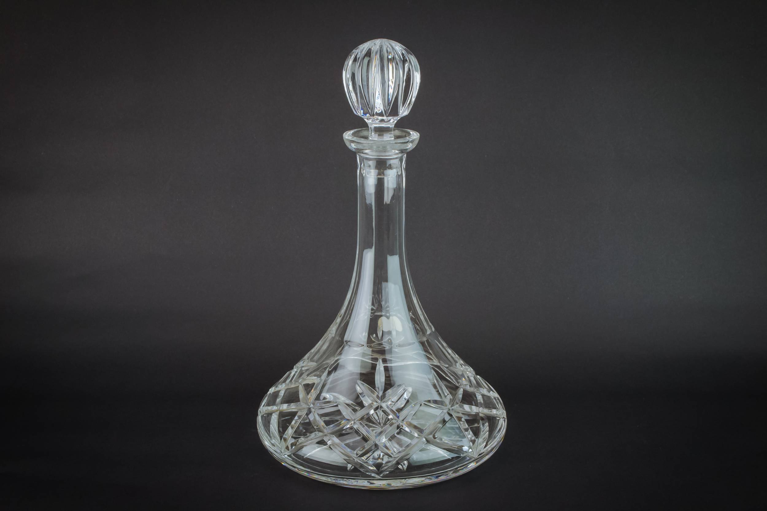 Retro Vintage Ship — Large ship decanter