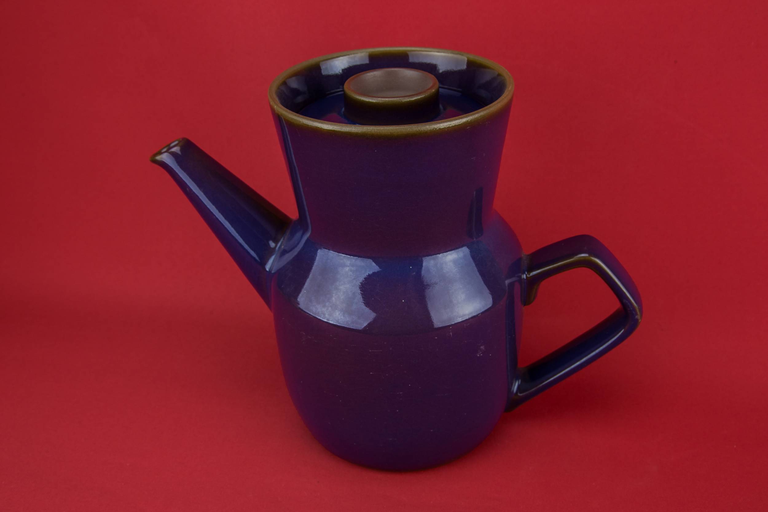 Vintage Purple Royal — Dark purple coffee pot 1