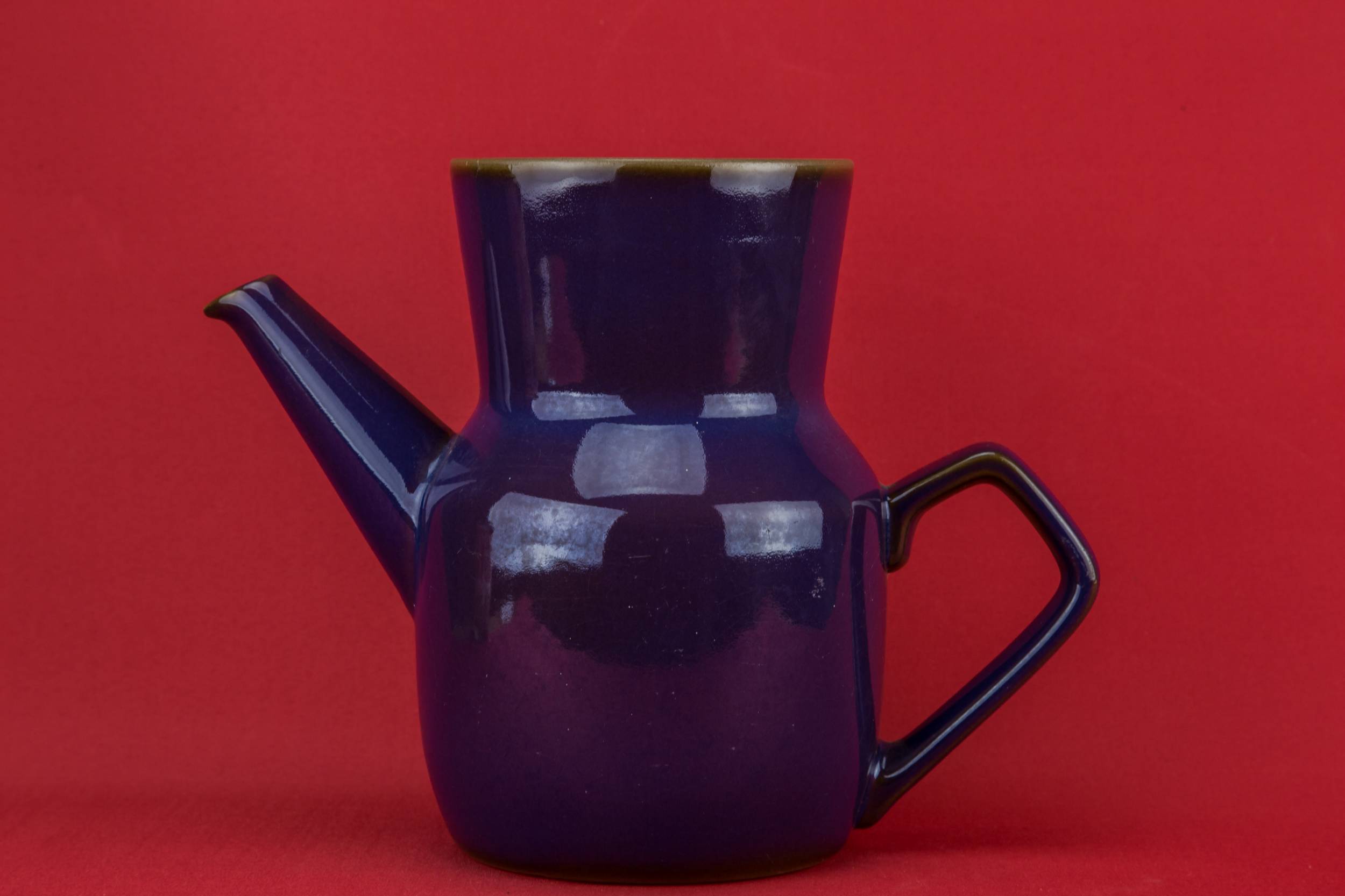 Vintage Purple Royal — Dark purple coffee pot 2