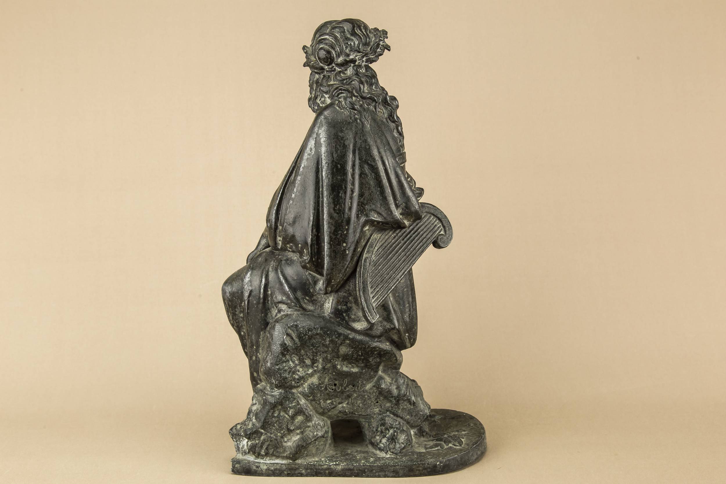 C Antique Bronze — Bronze seated Muse 3