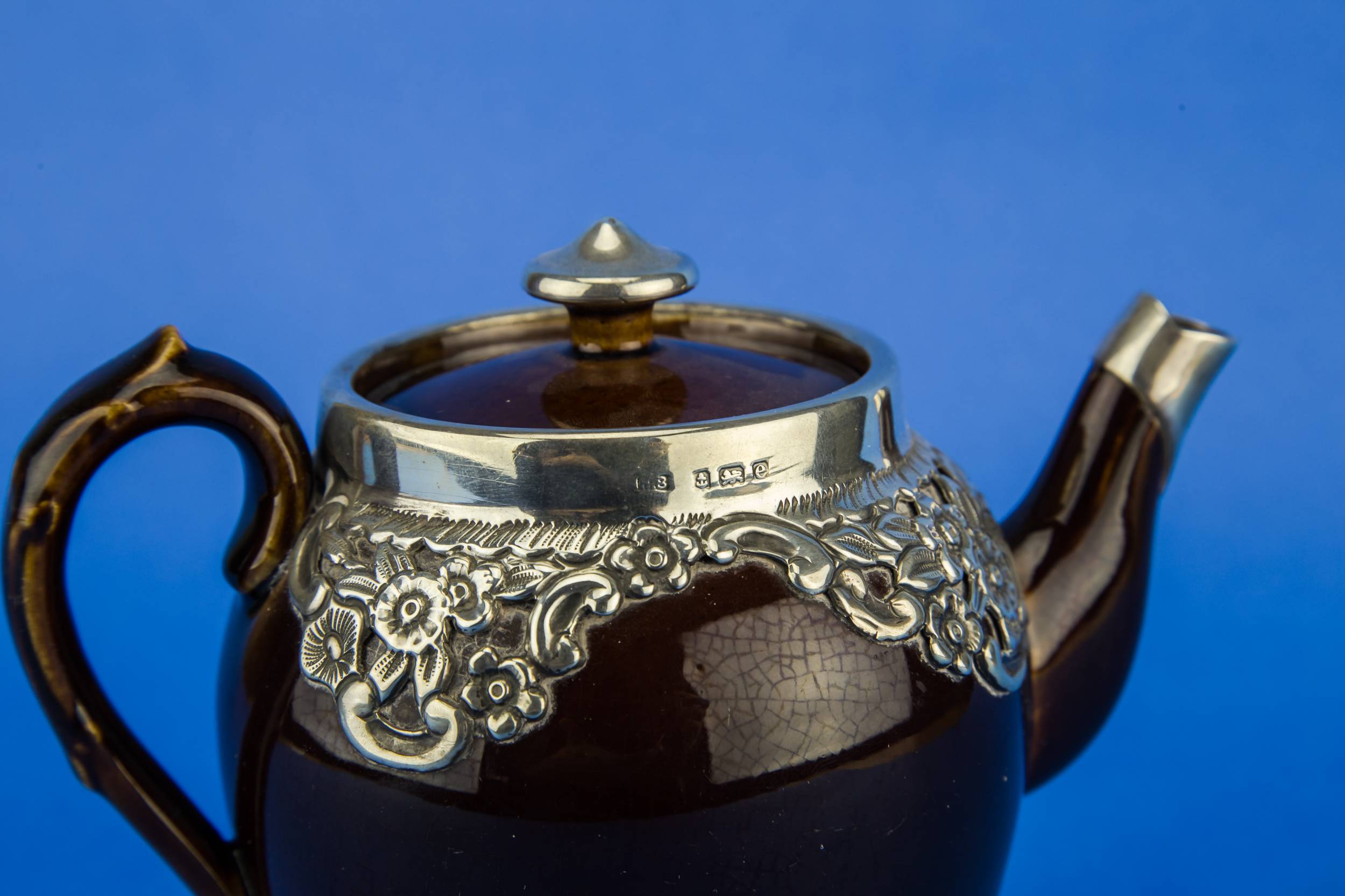 Charming Antique Henry — Silver mounted teapot 4