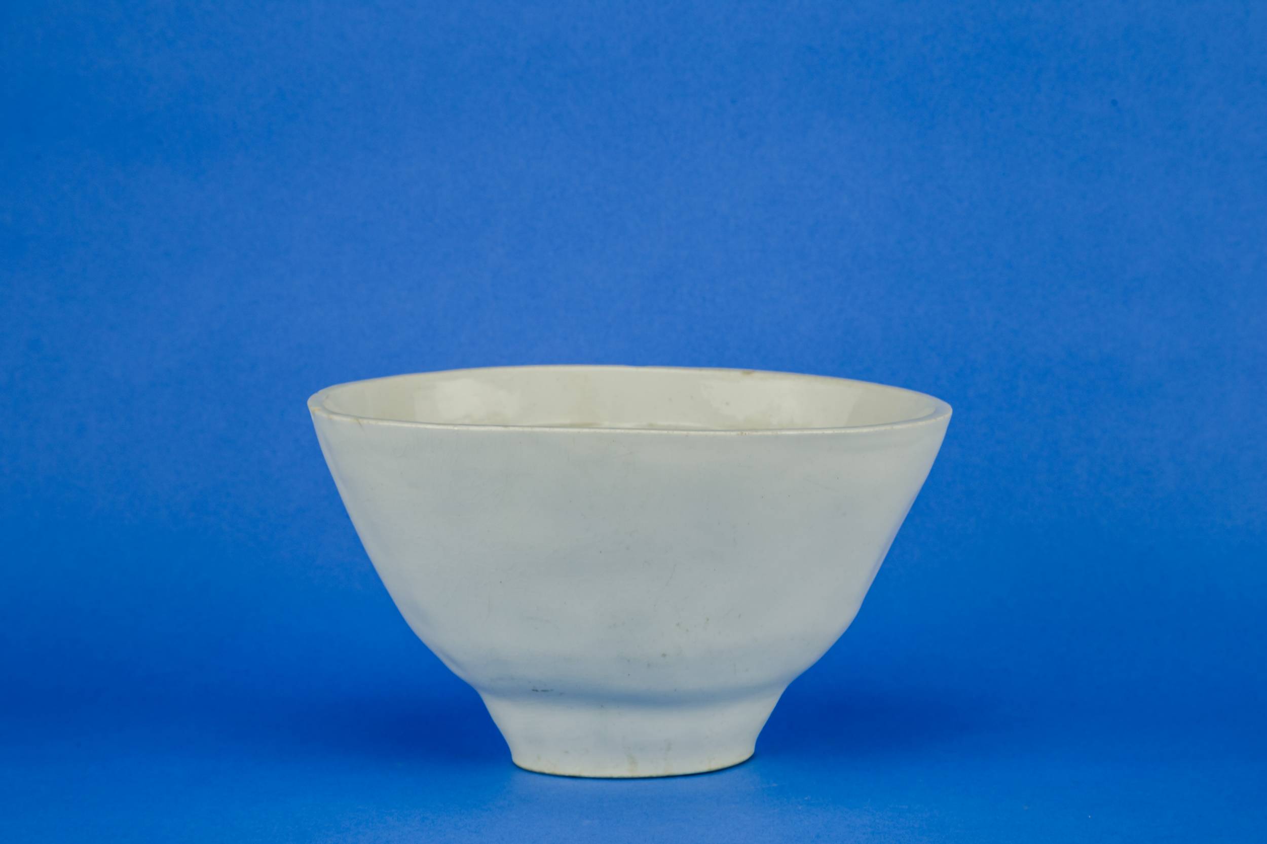 Traditional Antique White — Classical baking mould
