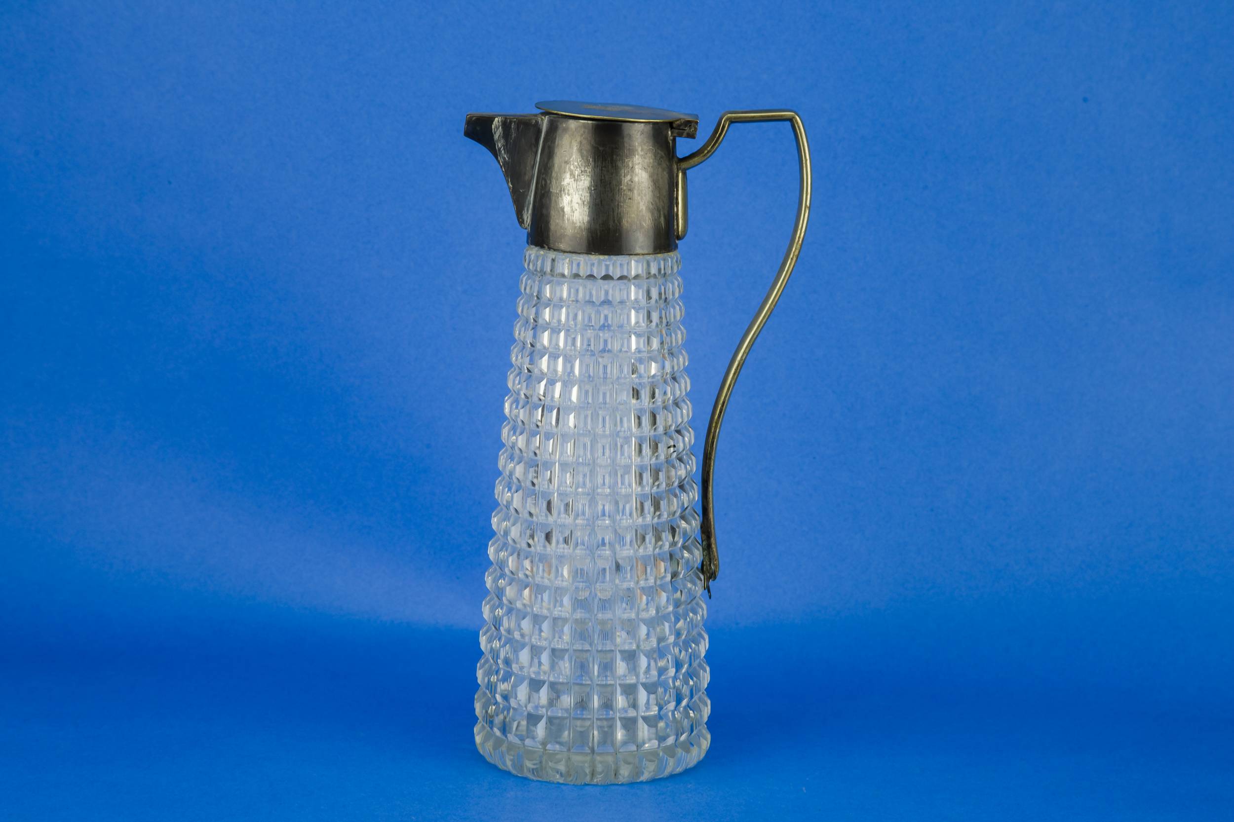 Cut Glass Rustic — Cut glass wine carafe