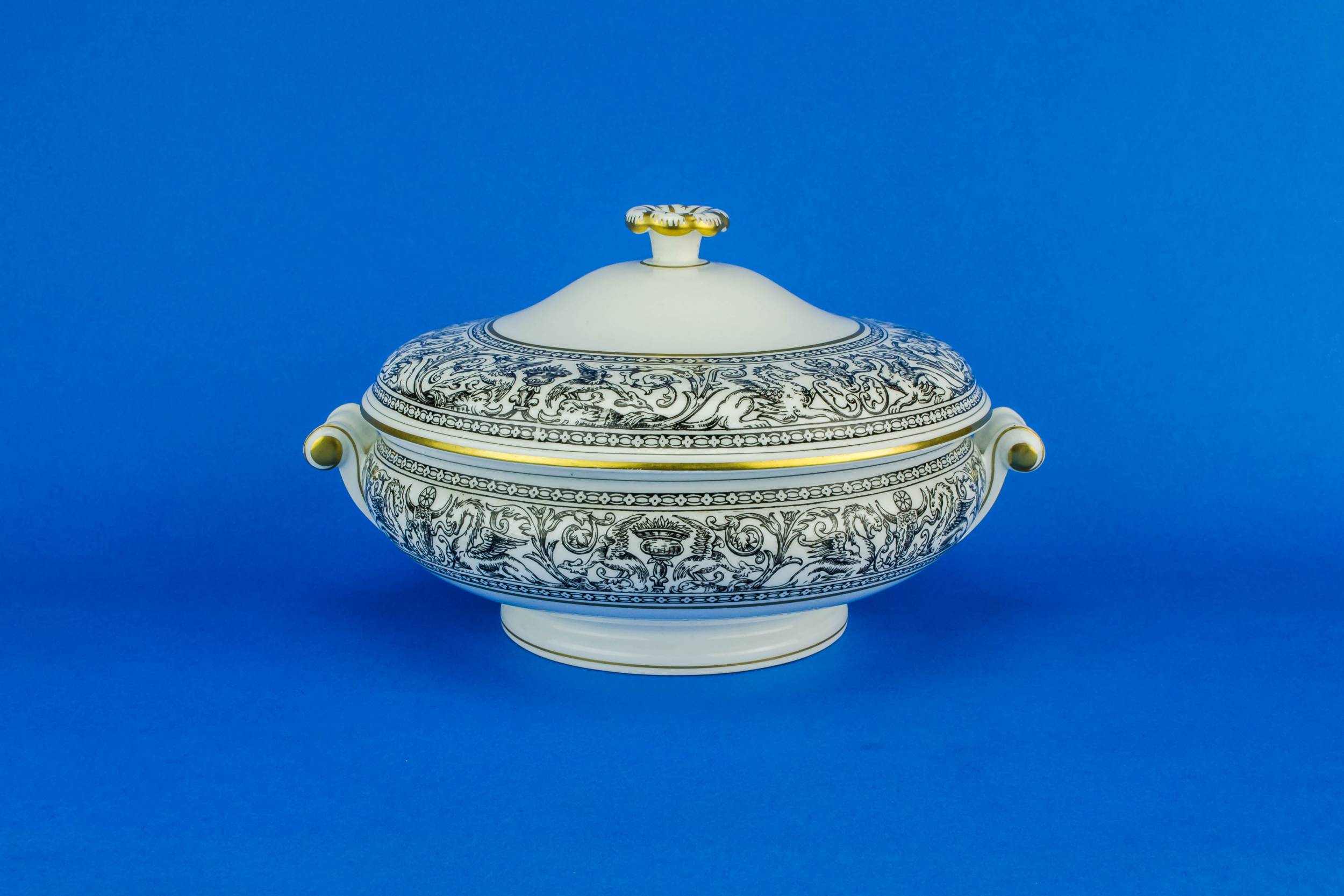 Luxurious Vintage TUREEN — Wedgwood Florentine tureen