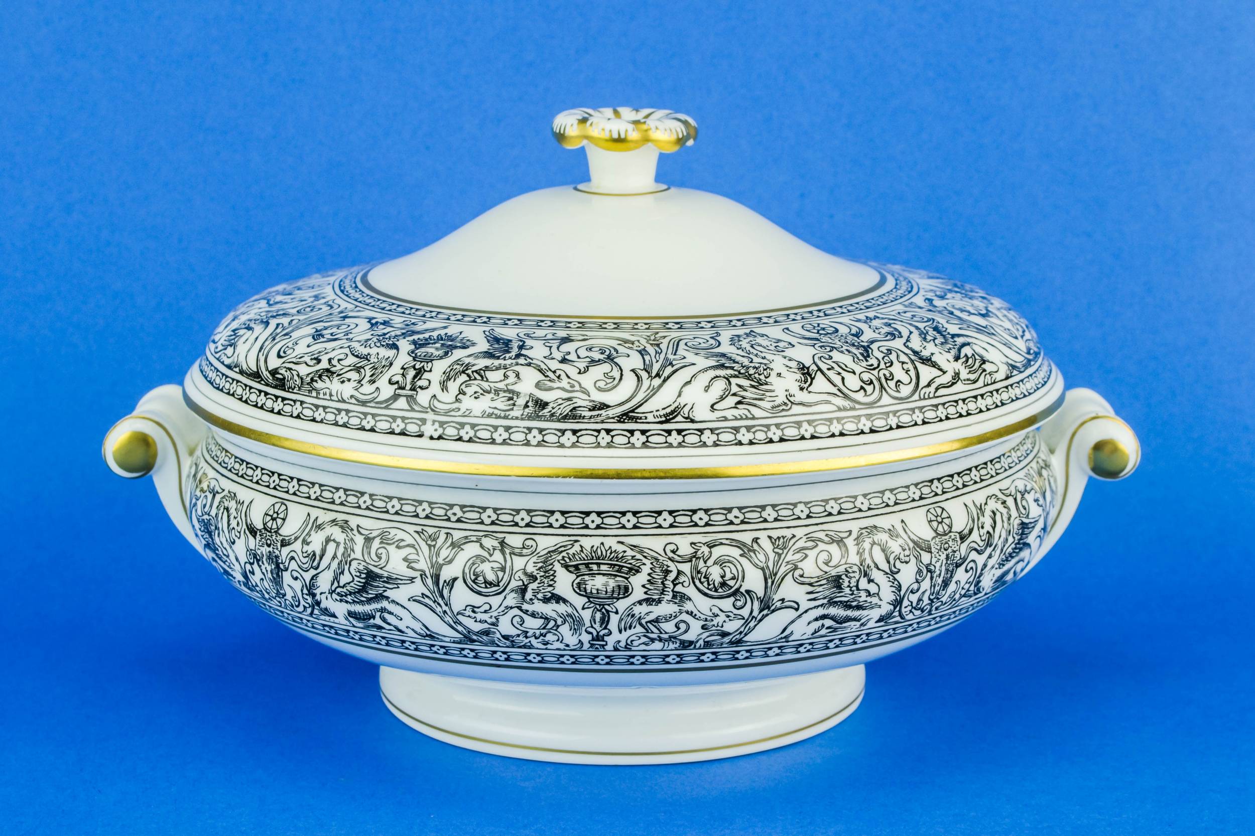 Luxurious Vintage TUREEN — Wedgwood Florentine tureen 5