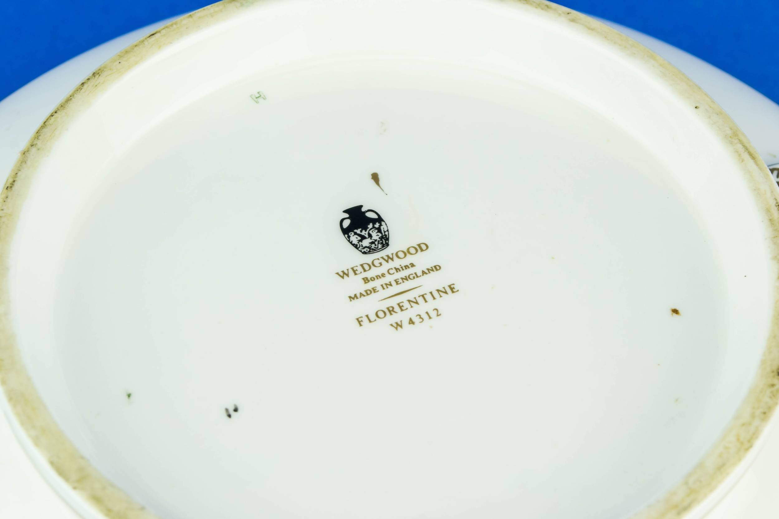 Luxurious Vintage TUREEN — Wedgwood Florentine tureen 4