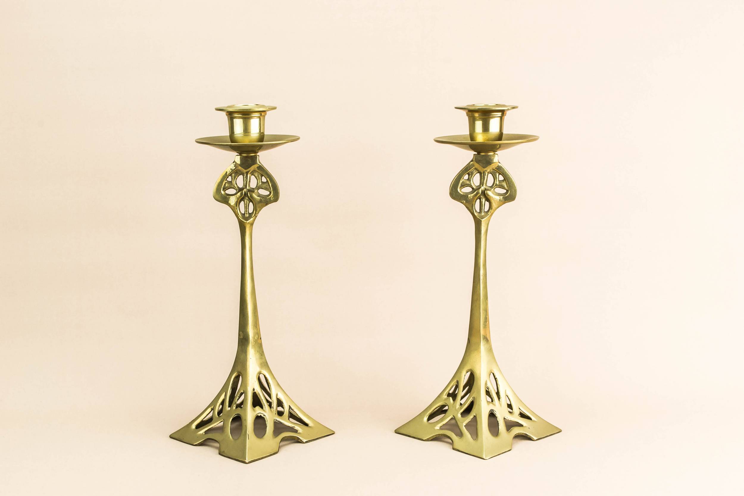 Modern Elegant Reticulated — 2 brass candlesticks