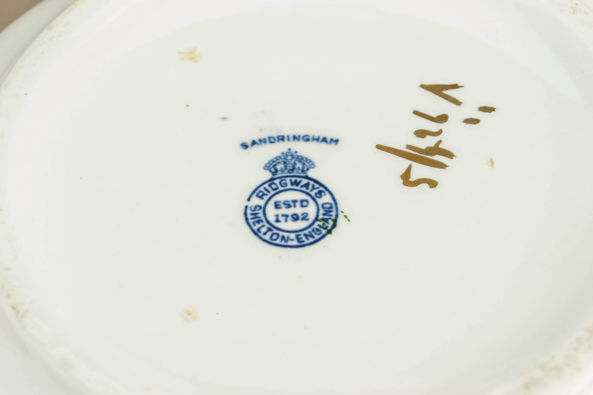 Blue And White — Blue ceramic tureen 3