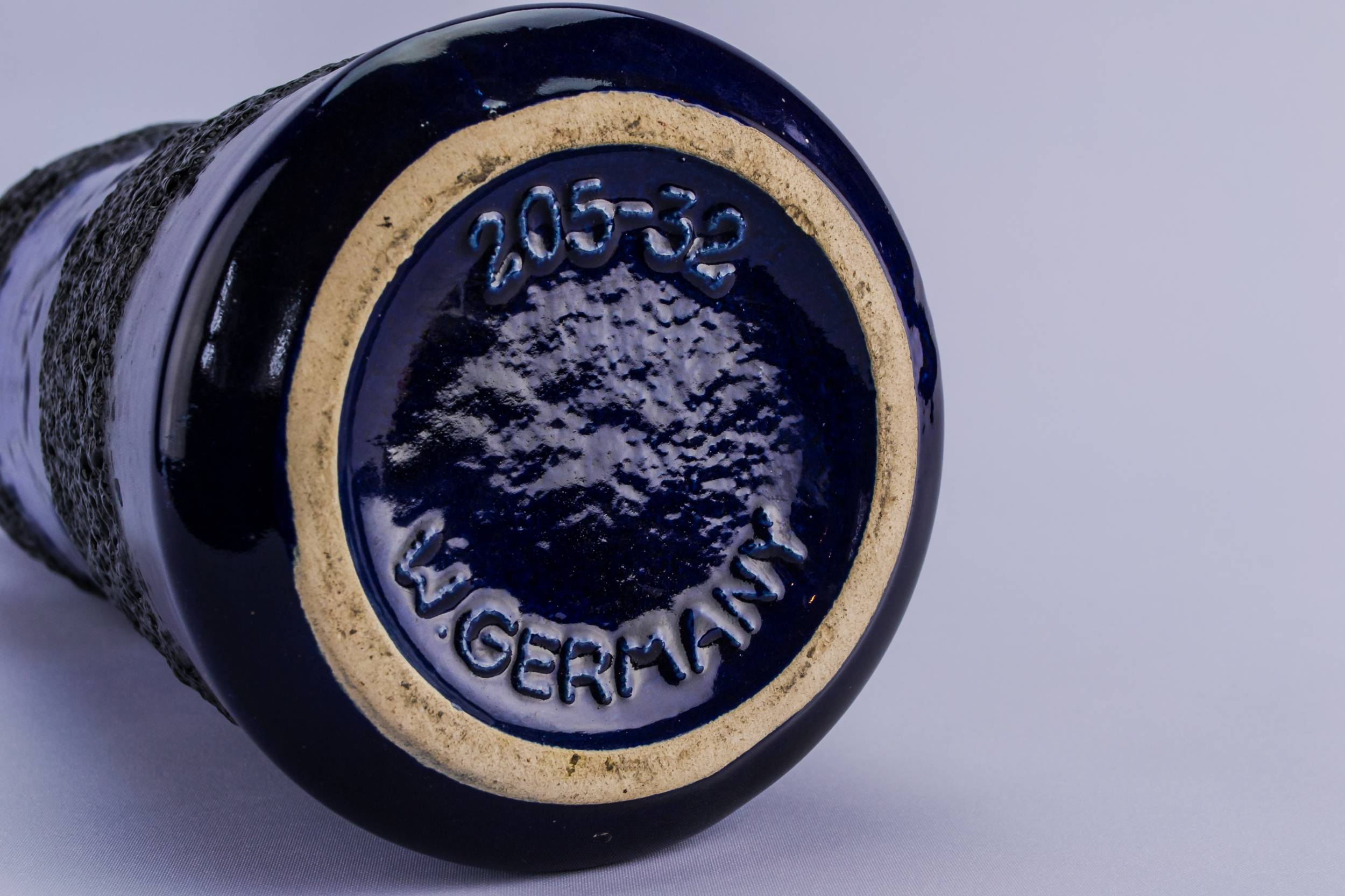 Attractive Vintage VASE — Blue lava vase 3