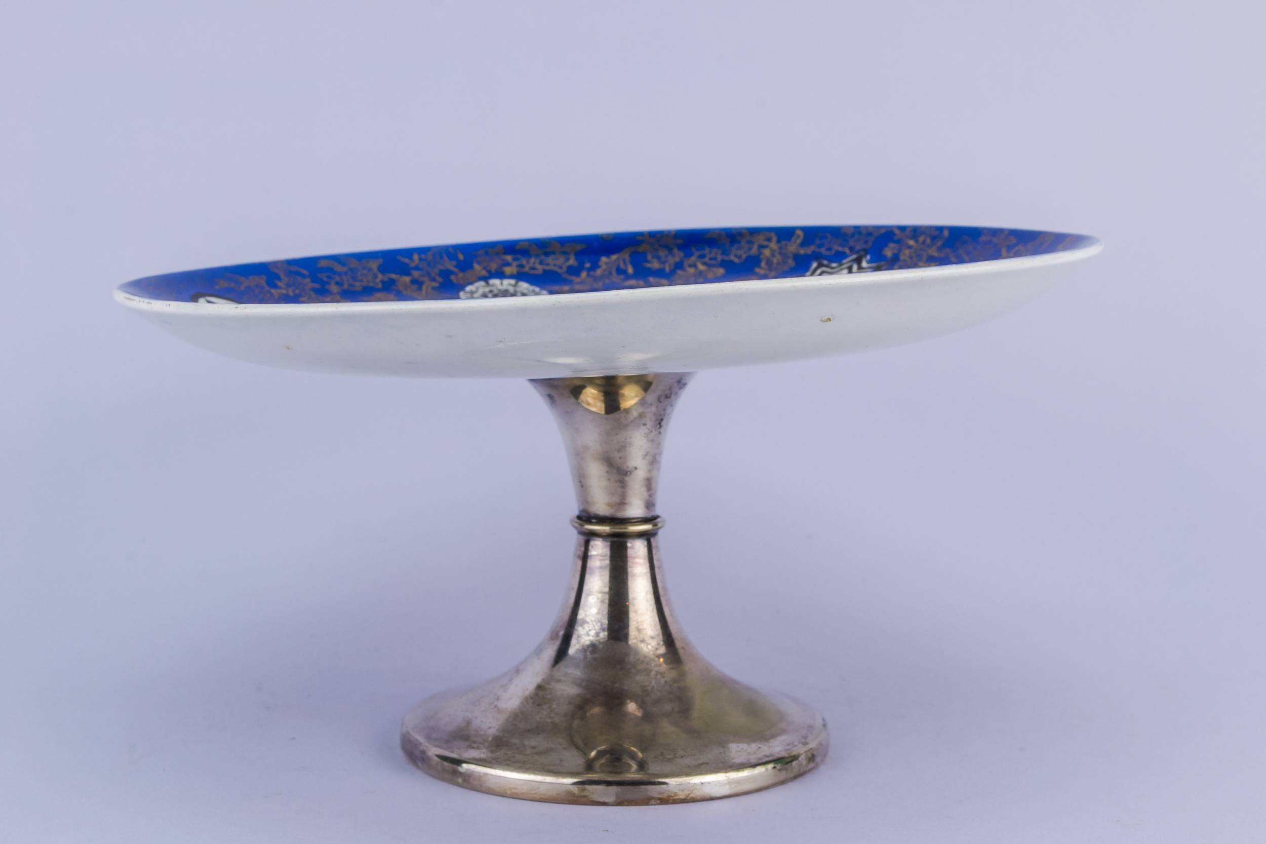Arts Crafts Porcelain — Floral cake stand 3