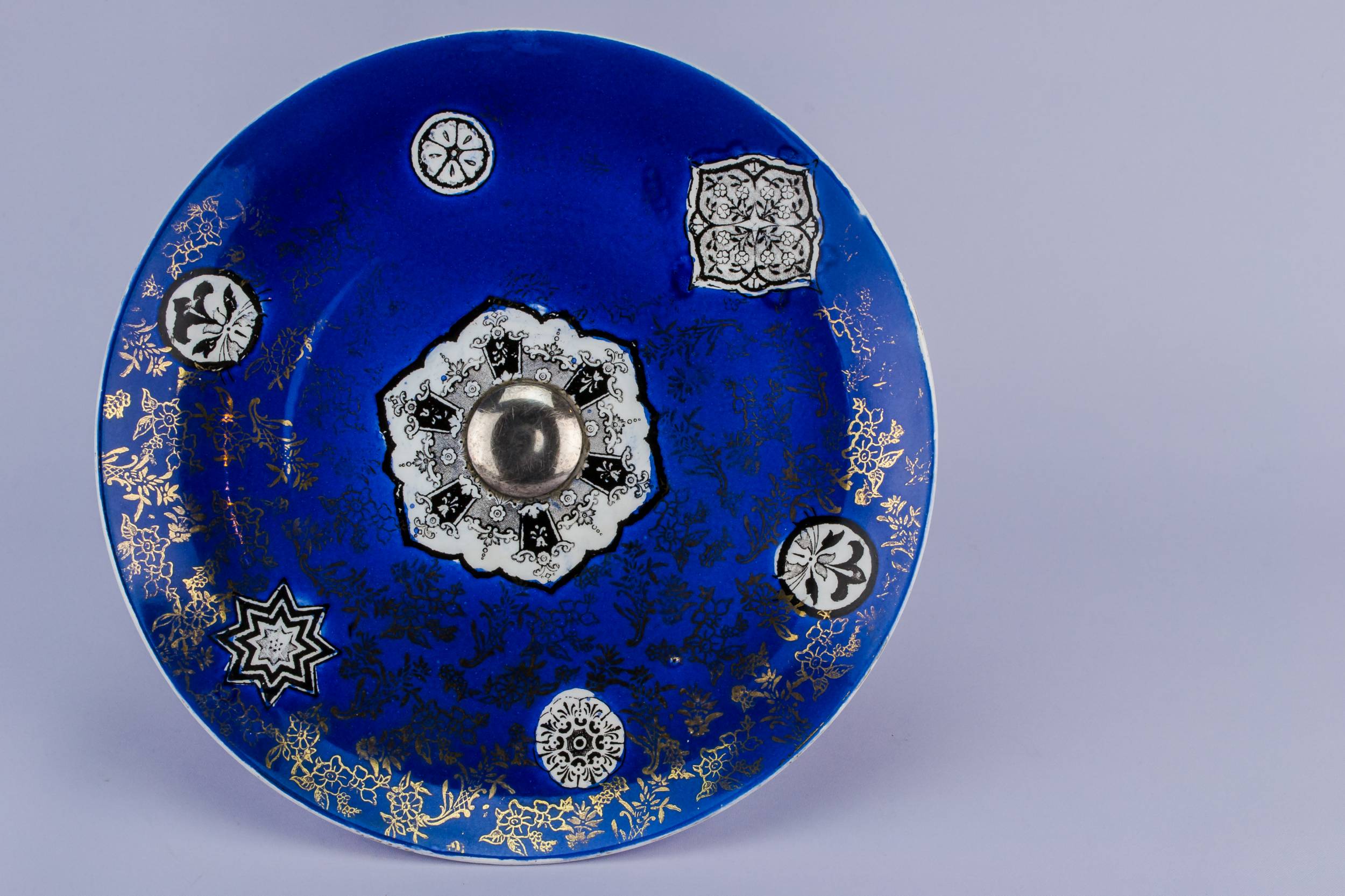 Arts Crafts Porcelain — Floral cake stand 1